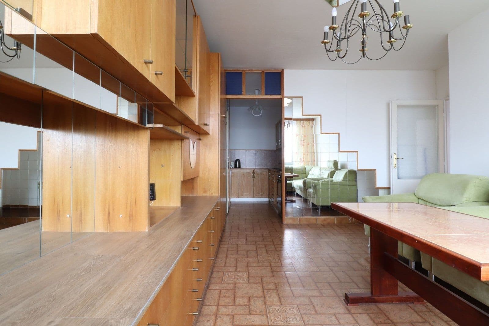 Prenájom bytu 3-izbový 53 m², Lodžská, Praha, Praha Prenájom bytu 3-izbový 53 m², Lodžská, Praha, Praha