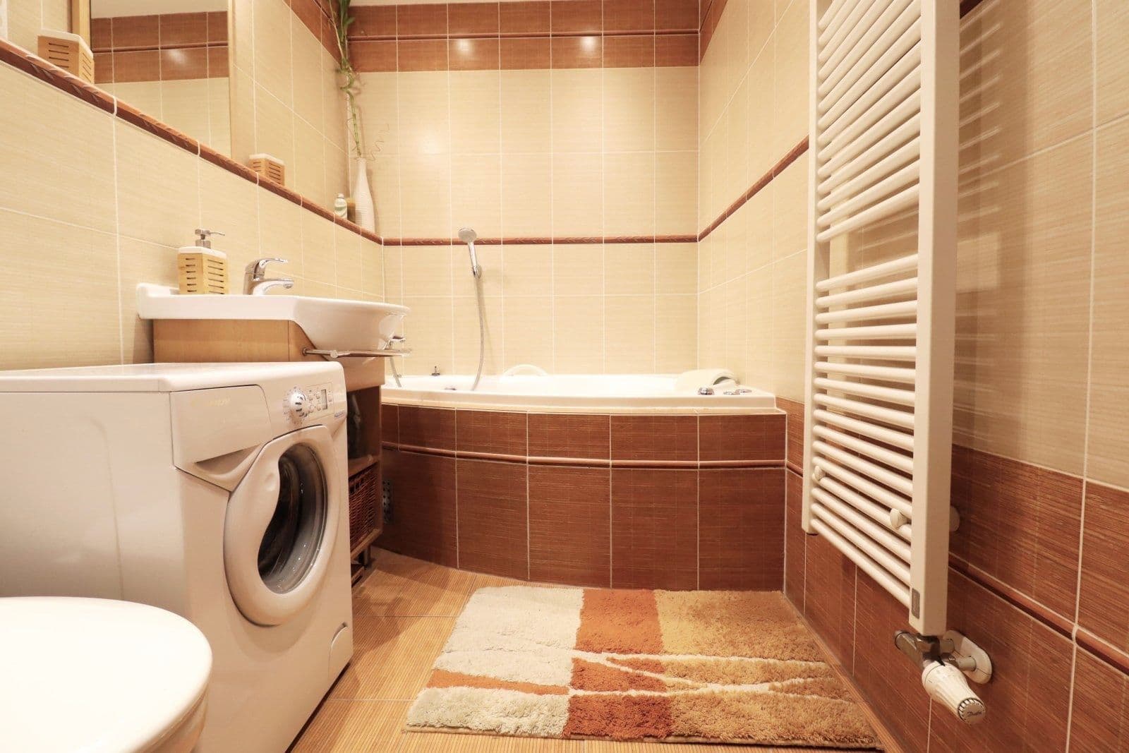 Prenájom bytu 1-izbový 33 m², Sicherova, Praha, Praha Prenájom bytu 1-izbový 33 m², Sicherova, Praha, Praha