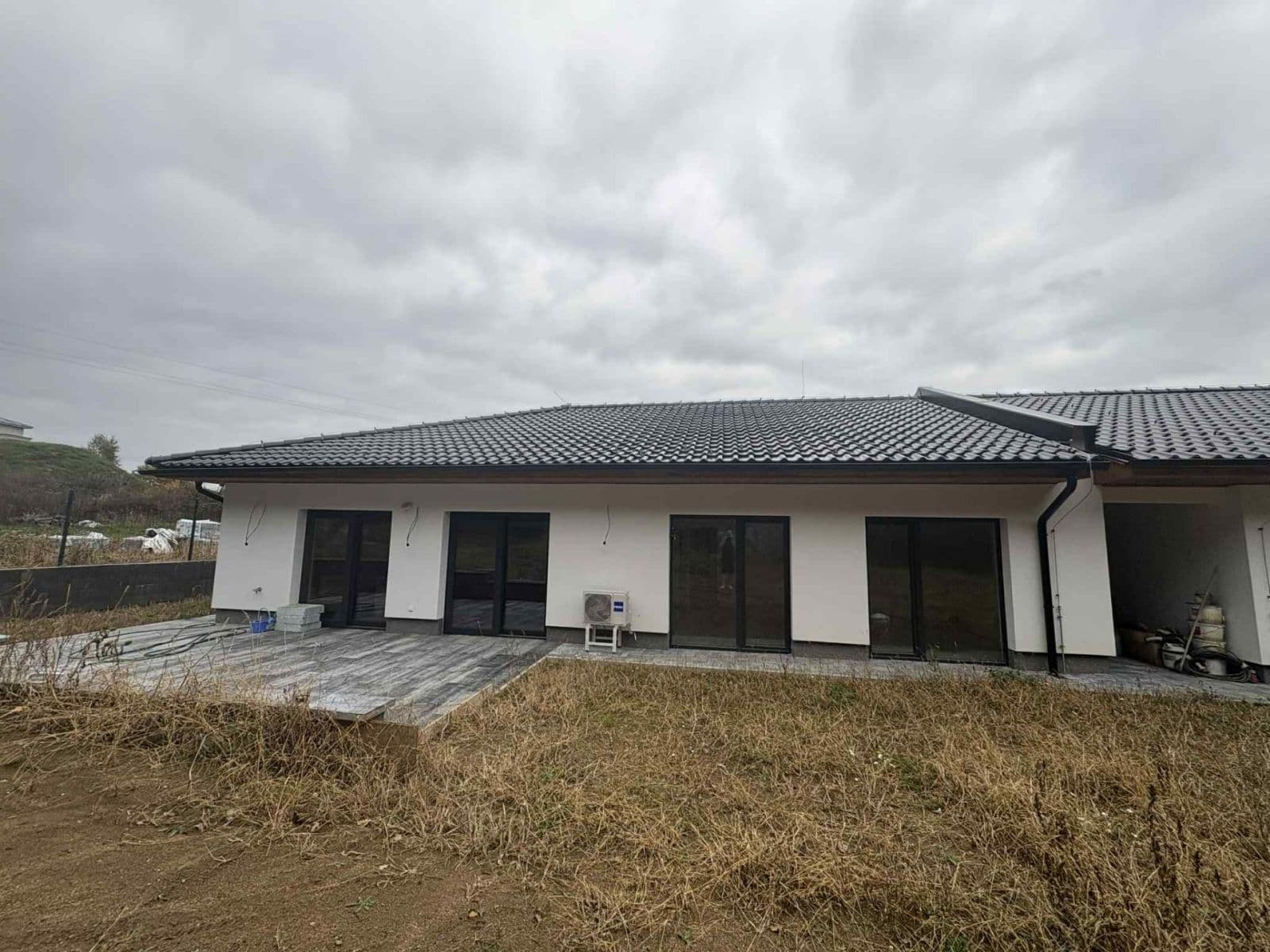 Predaj domu 120 m², pozemek 900 m², Bukovany, Středočeský kraj Predaj domu 120 m², pozemek 900 m², Bukovany, Středočeský kraj