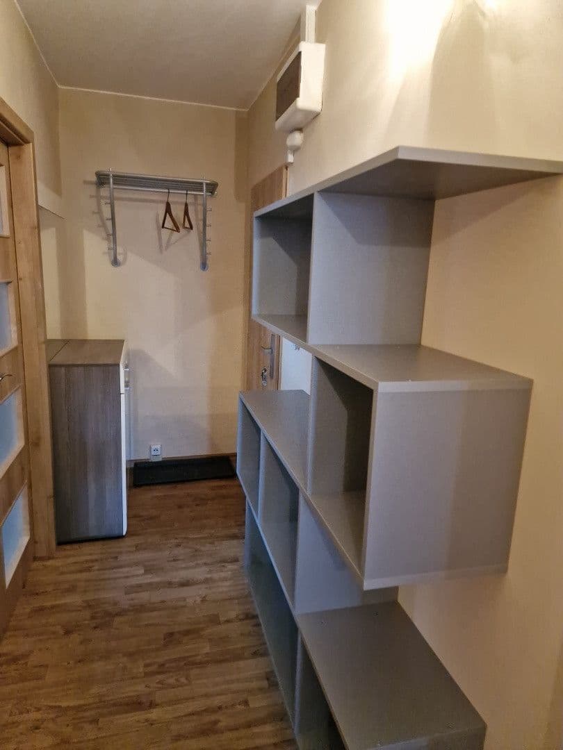 Prenájom bytu 3-izbový 79 m², Libušina, Liberec, Liberecký kraj Prenájom bytu 3-izbový 79 m², Libušina, Liberec, Liberecký kraj