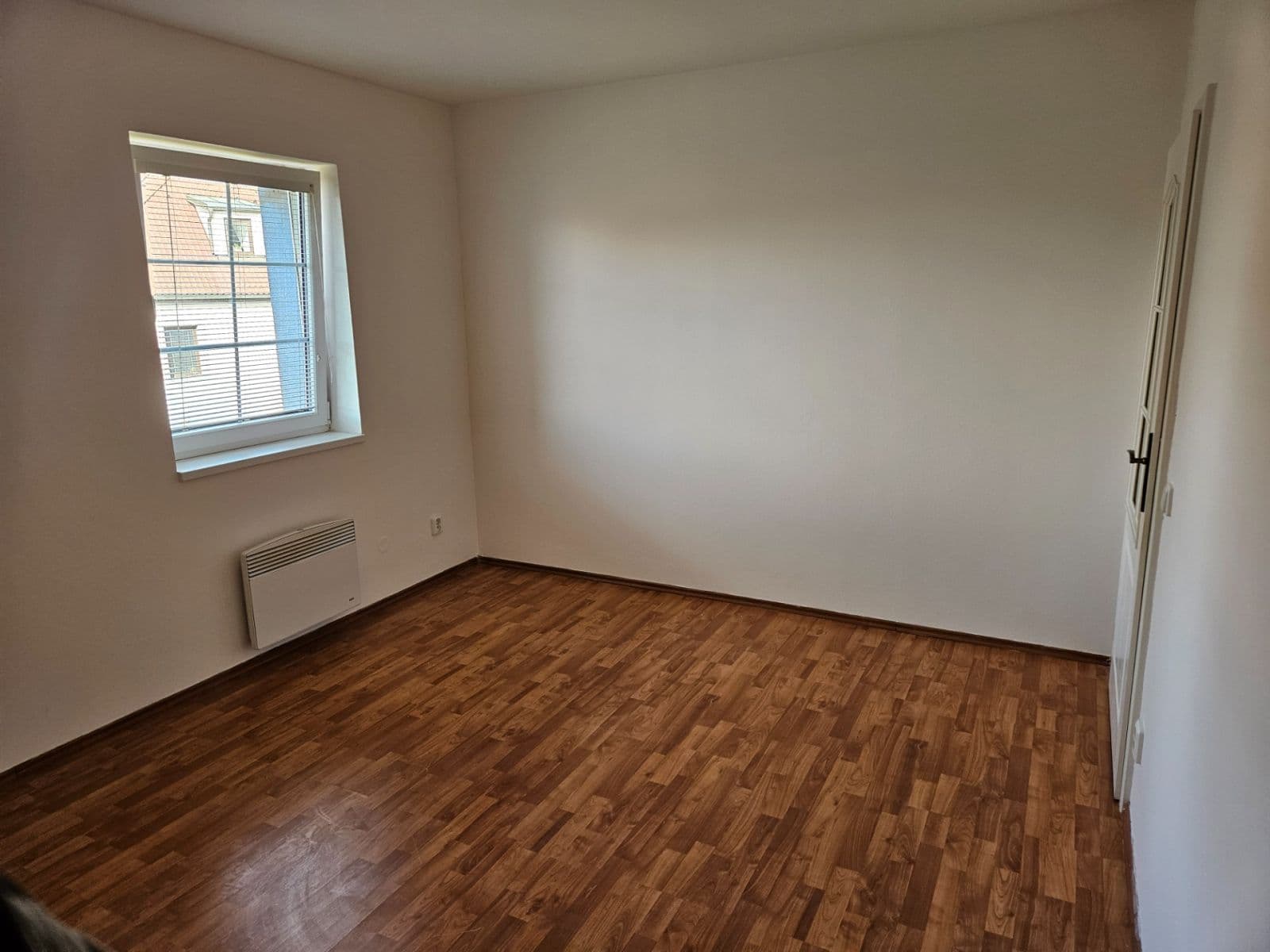 Prenájom bytu 2-izbový 53 m², Úhonická, Jeneč, Středočeský kraj Prenájom bytu 2-izbový 53 m², Úhonická, Jeneč, Středočeský kraj