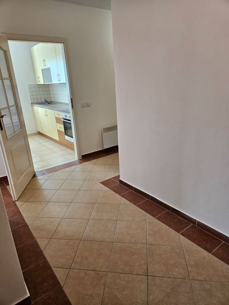 Prenájom bytu 2-izbový 53 m², Úhonická, Jeneč, Středočeský kraj Prenájom bytu 2-izbový 53 m², Úhonická, Jeneč, Středočeský kraj