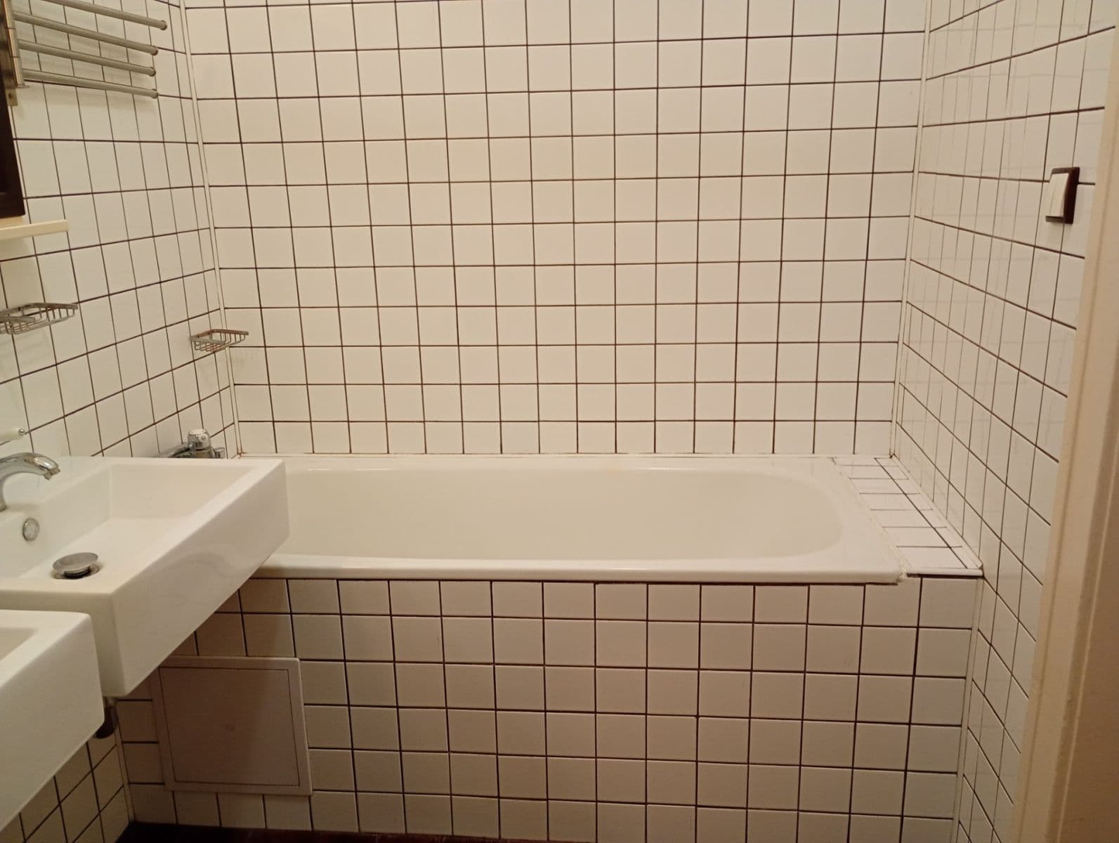 Prenájom bytu 4-izbový 92 m², Čápkova, Brno, Jihomoravský kraj Prenájom bytu 4-izbový 92 m², Čápkova, Brno, Jihomoravský kraj