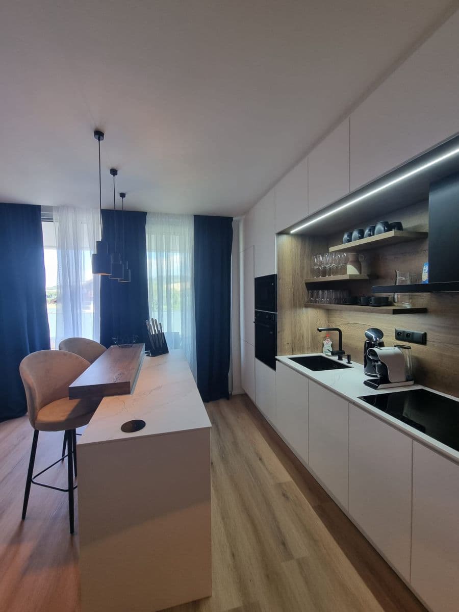 Prenájom bytu 69 m², Pražská, Vrchlabí, Královéhradecký kraj Prenájom bytu 69 m², Pražská, Vrchlabí, Královéhradecký kraj