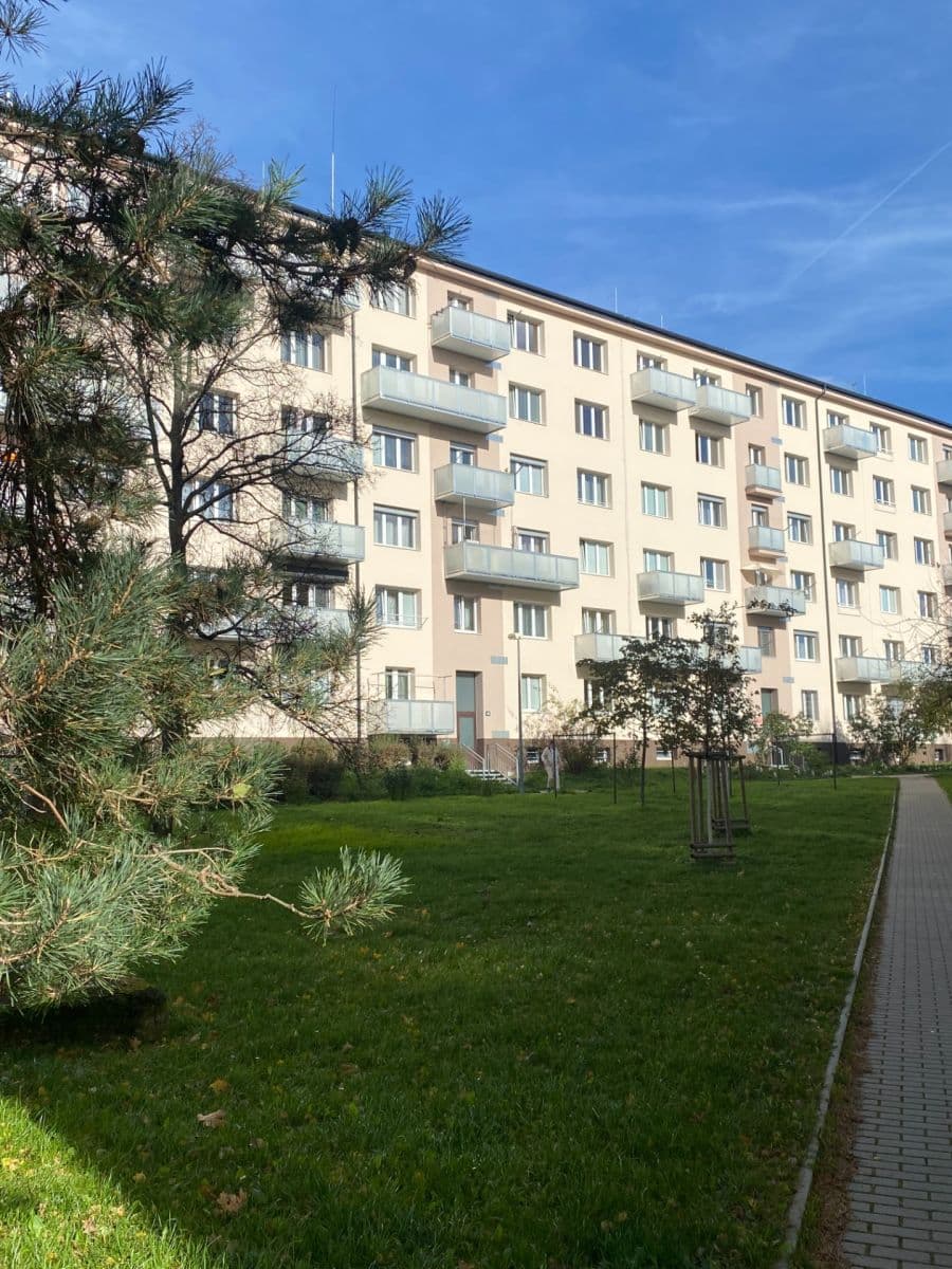 Prenájom bytu 2-izbový 55 m², Zelenečská, Praha, Praha Prenájom bytu 2-izbový 55 m², Zelenečská, Praha, Praha