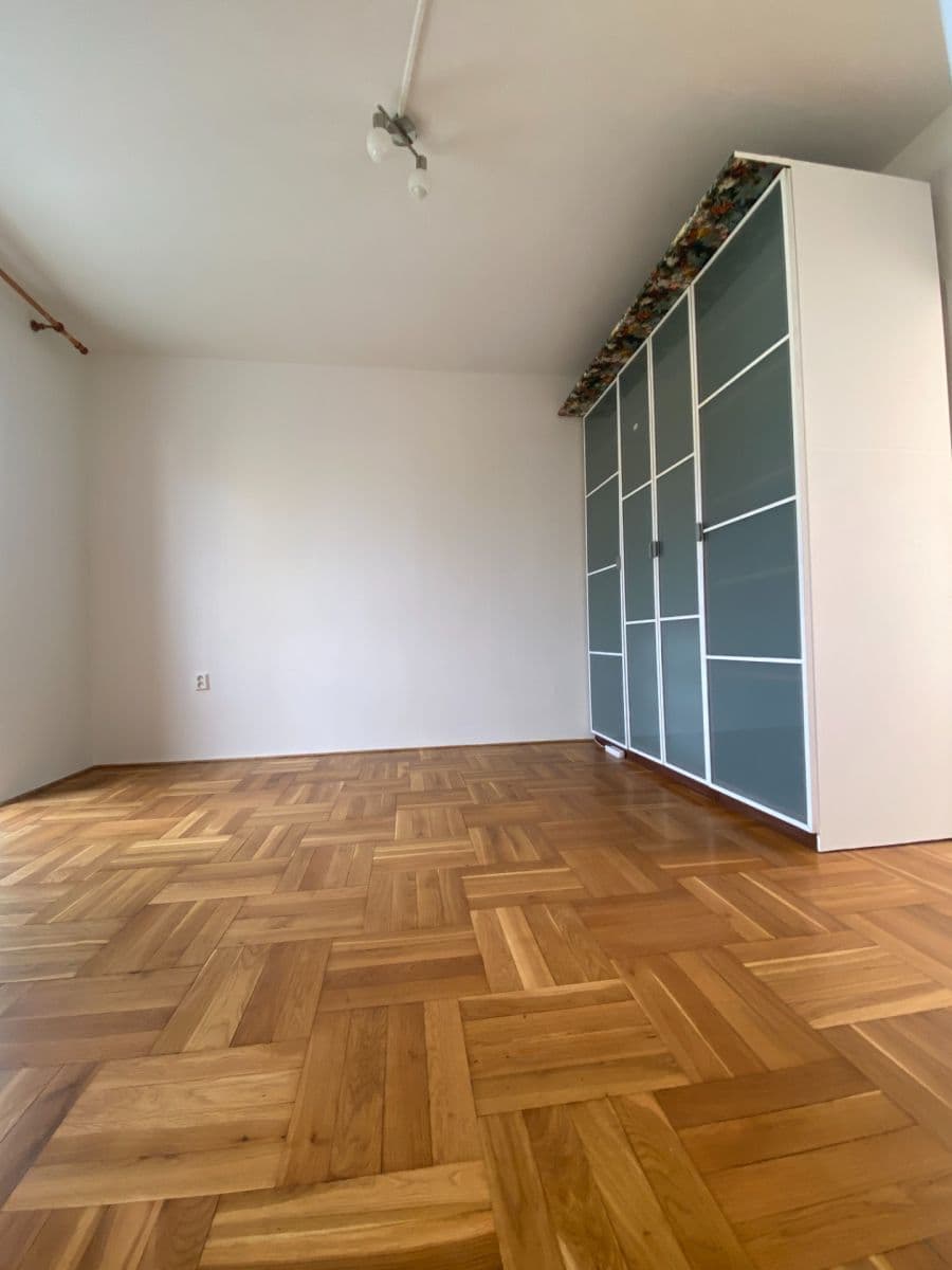 Prenájom bytu 2-izbový 55 m², Zelenečská, Praha, Praha Prenájom bytu 2-izbový 55 m², Zelenečská, Praha, Praha