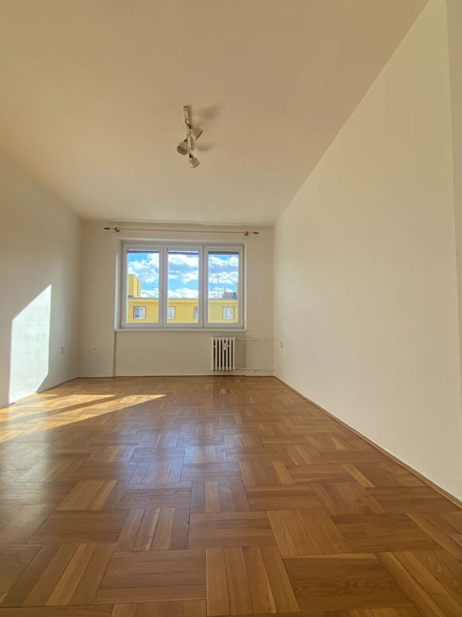 Prenájom bytu 2-izbový 55 m², Zelenečská, Praha, Praha Prenájom bytu 2-izbový 55 m², Zelenečská, Praha, Praha