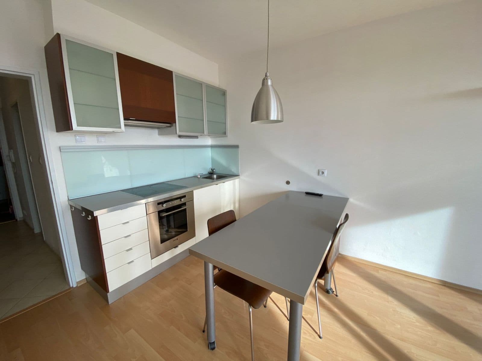 Predaj bytu 1-izbový 39 m², Hnězdenská, Praha, Praha Predaj bytu 1-izbový 39 m², Hnězdenská, Praha, Praha