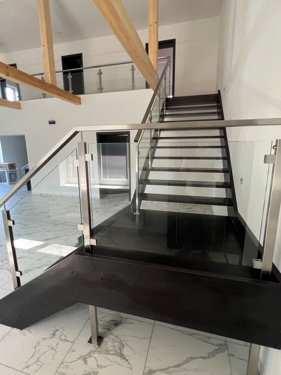 Predaj domu 340 m², pozemek 1.990 m², K Holotovci, Orlová, Moravskoslezský kraj Predaj domu 340 m², pozemek 1.990 m², K Holotovci, Orlová, Moravskoslezský kraj