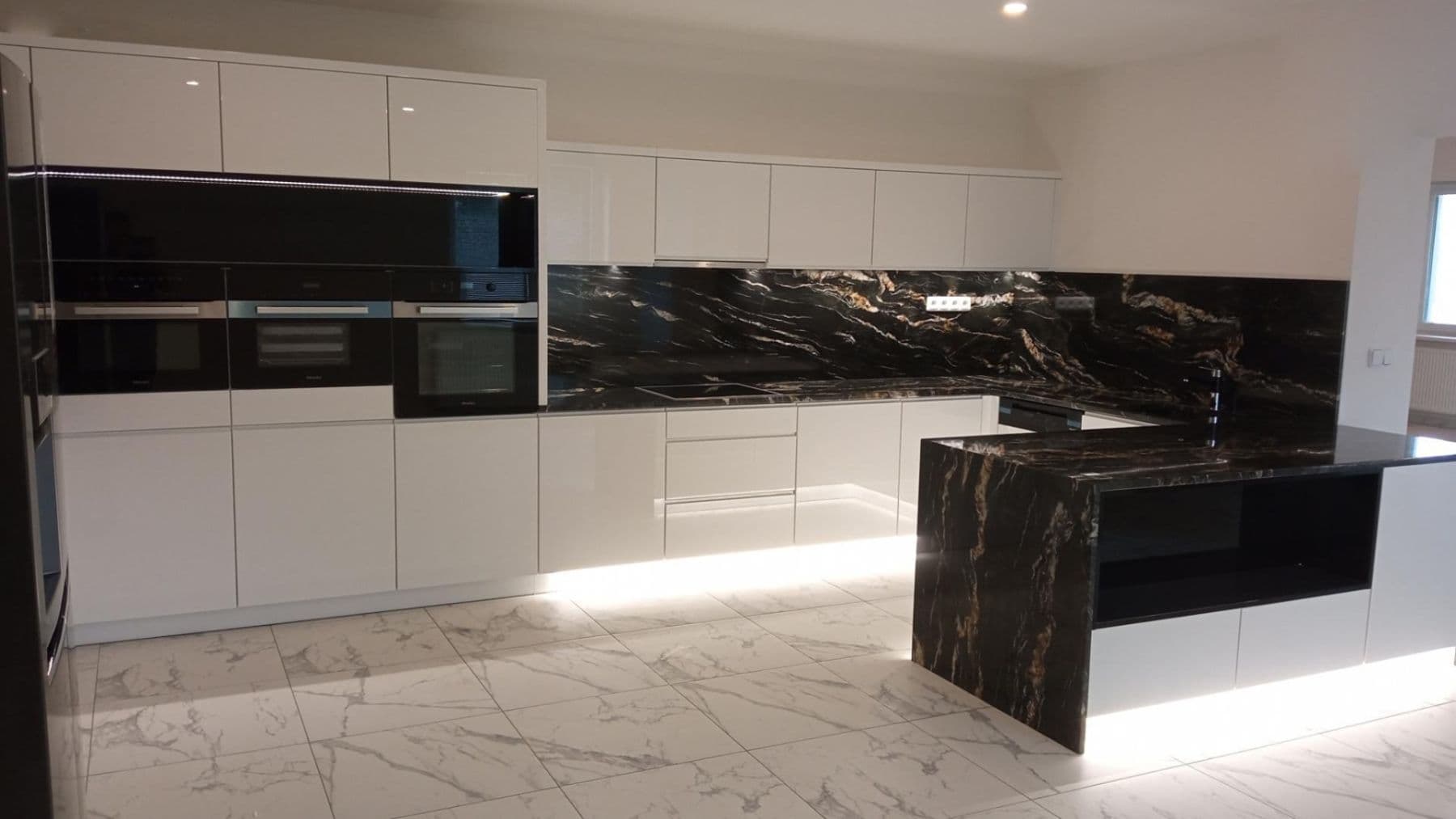 Predaj domu 340 m², pozemek 1.990 m², K Holotovci, Orlová, Moravskoslezský kraj Predaj domu 340 m², pozemek 1.990 m², K Holotovci, Orlová, Moravskoslezský kraj