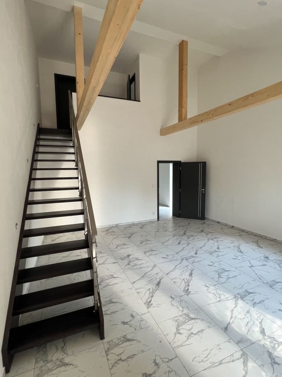 Predaj domu 340 m², pozemek 1.990 m², K Holotovci, Orlová, Moravskoslezský kraj Predaj domu 340 m², pozemek 1.990 m², K Holotovci, Orlová, Moravskoslezský kraj