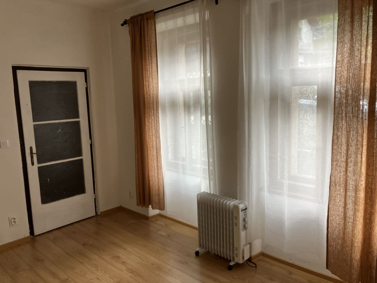 Prenájom bytu 3-izbový 70 m², V Zídkách, Vrané nad Vltavou, Středočeský kraj Prenájom bytu 3-izbový 70 m², V Zídkách, Vrané nad Vltavou, Středočeský kraj