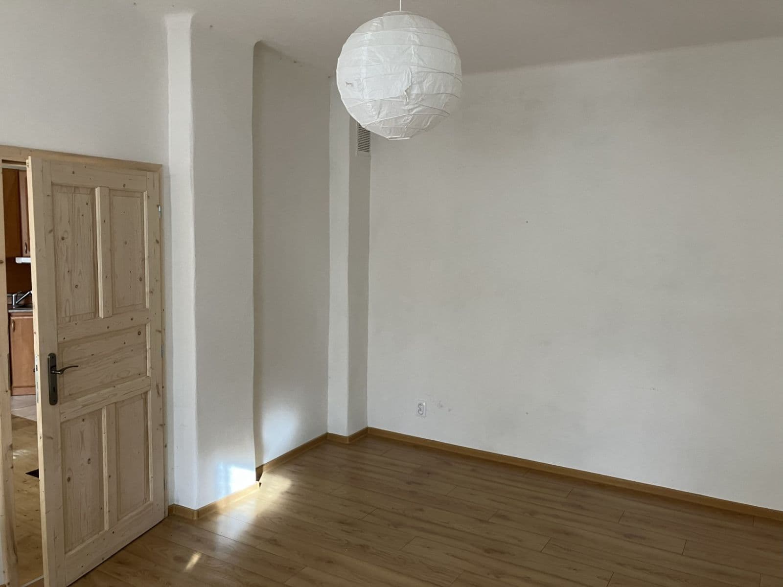 Prenájom bytu 3-izbový 70 m², V Zídkách, Vrané nad Vltavou, Středočeský kraj Prenájom bytu 3-izbový 70 m², V Zídkách, Vrané nad Vltavou, Středočeský kraj