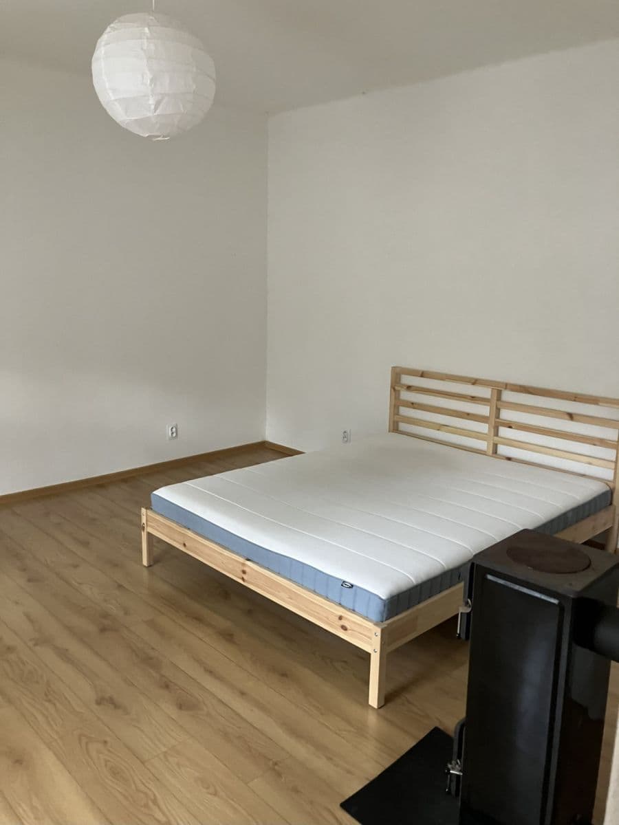 Prenájom bytu 3-izbový 70 m², V Zídkách, Vrané nad Vltavou, Středočeský kraj Prenájom bytu 3-izbový 70 m², V Zídkách, Vrané nad Vltavou, Středočeský kraj