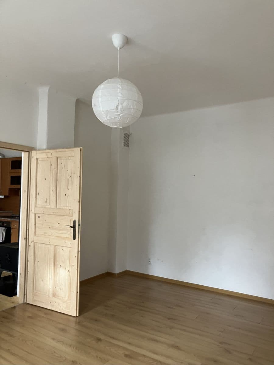 Prenájom bytu 3-izbový 70 m², V Zídkách, Vrané nad Vltavou, Středočeský kraj Prenájom bytu 3-izbový 70 m², V Zídkách, Vrané nad Vltavou, Středočeský kraj