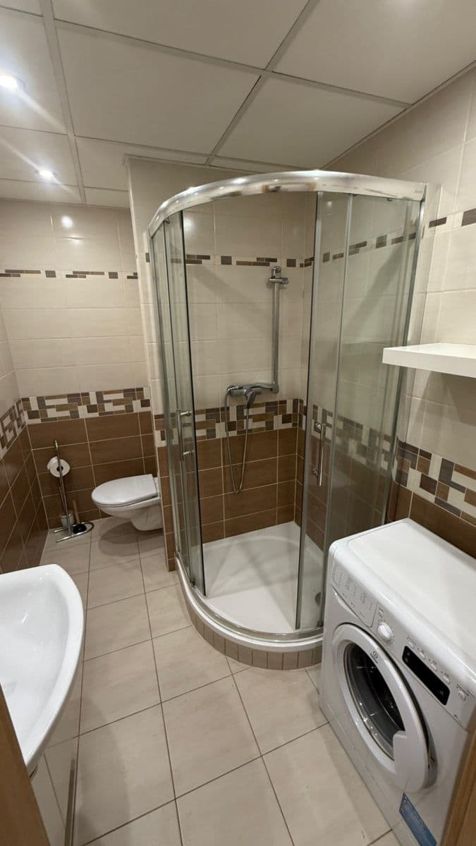 Prenájom bytu 2-izbový 40 m², Františka Malíka, Most, Ústecký kraj Prenájom bytu 2-izbový 40 m², Františka Malíka, Most, Ústecký kraj