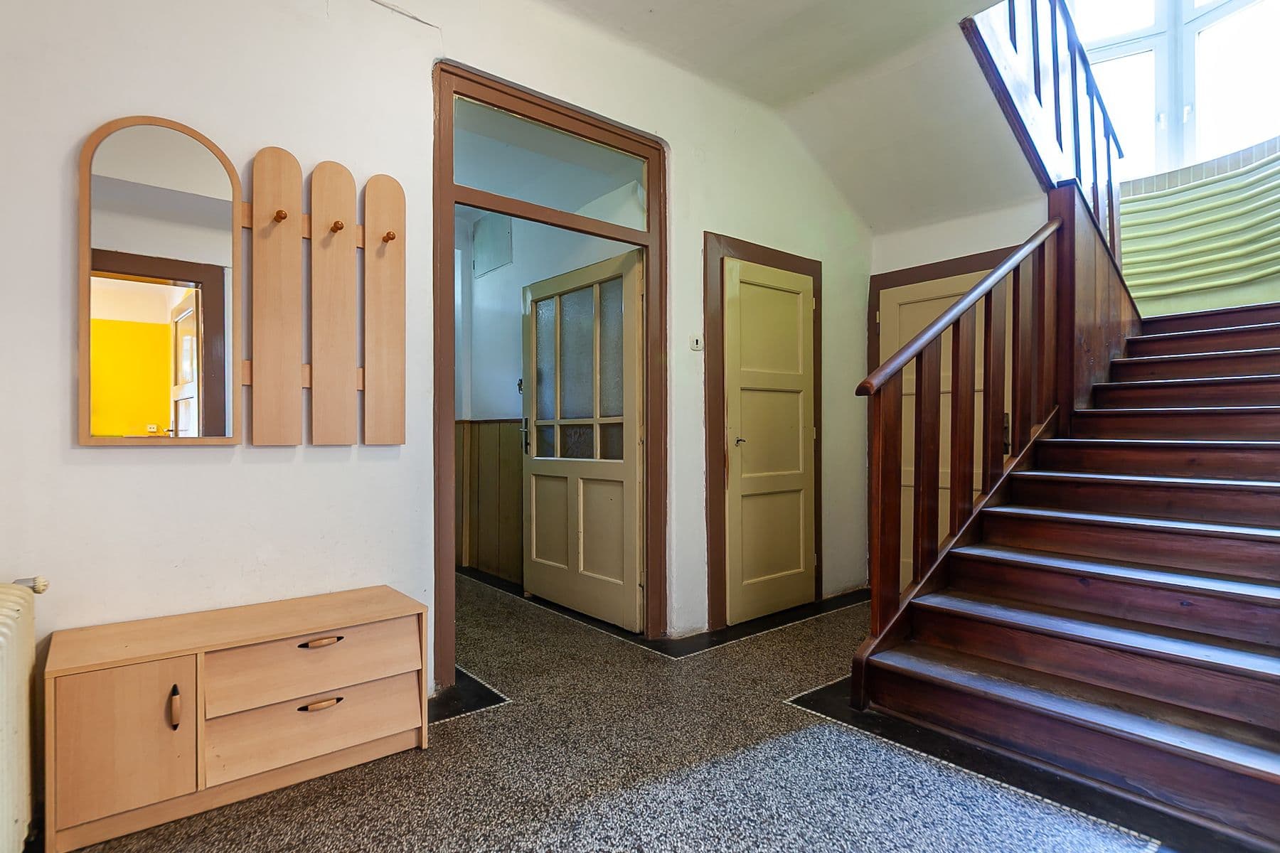 Predaj domu 252 m², pozemek 710 m², Olbrachtova, Černošice, Středočeský kraj Predaj domu 252 m², pozemek 710 m², Olbrachtova, Černošice, Středočeský kraj