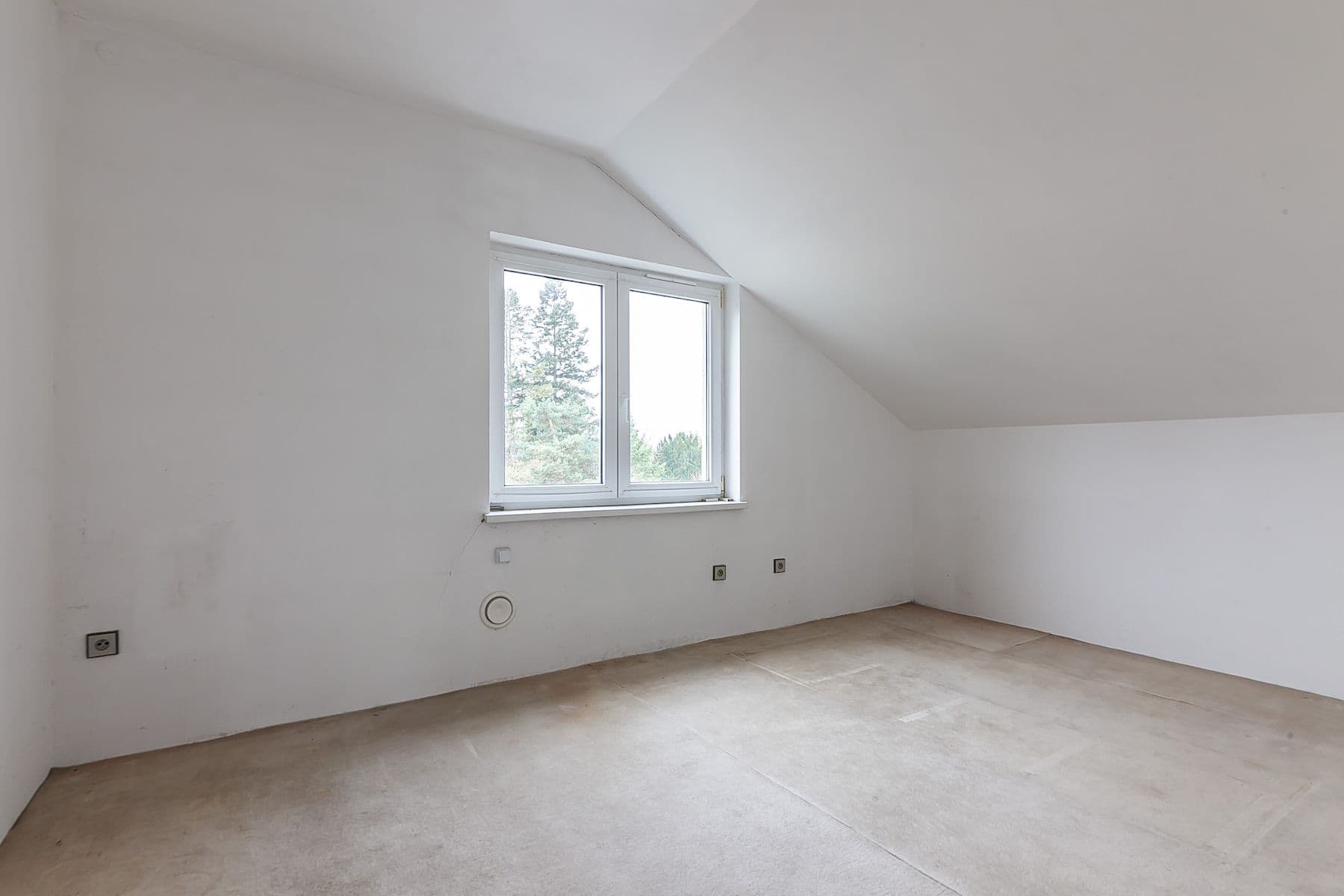 Predaj domu 252 m², pozemek 710 m², Olbrachtova, Černošice, Středočeský kraj Predaj domu 252 m², pozemek 710 m², Olbrachtova, Černošice, Středočeský kraj