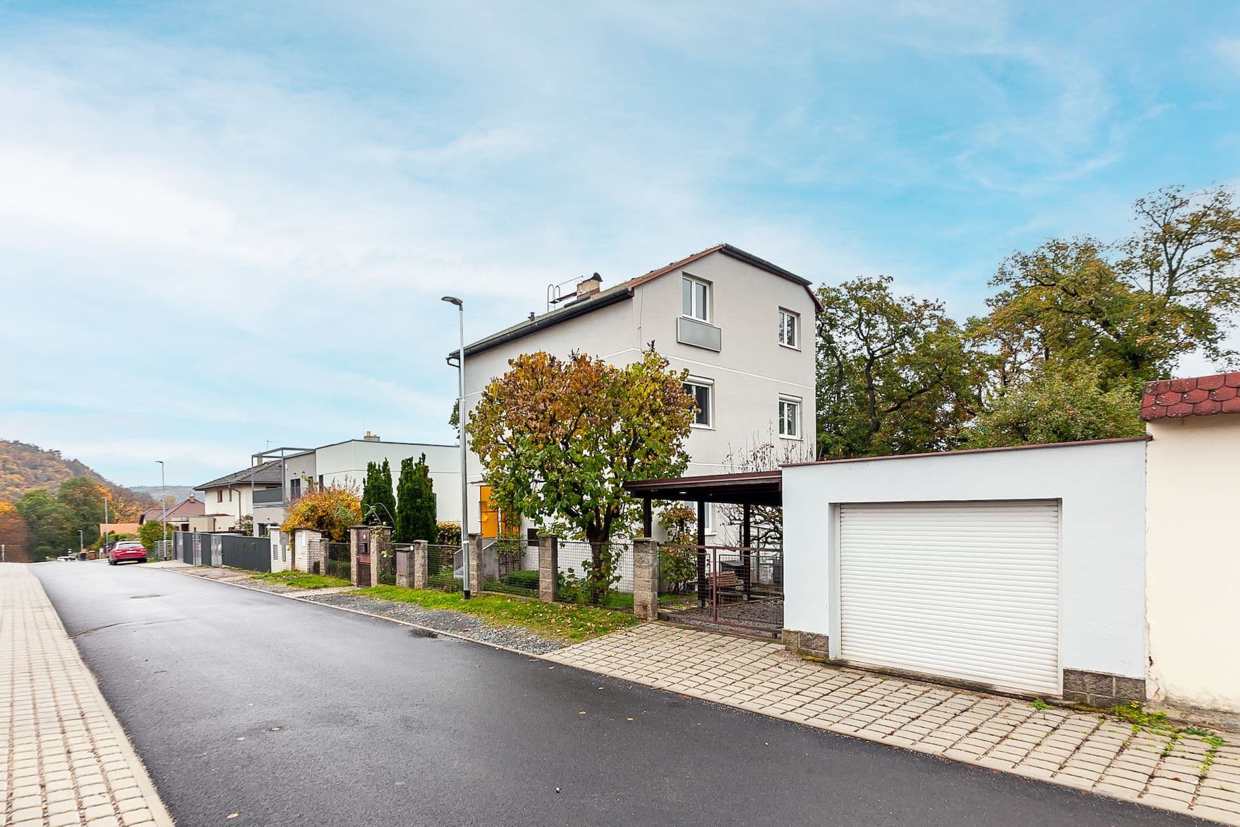 Predaj domu 252 m², pozemek 710 m², Olbrachtova, Černošice, Středočeský kraj Predaj domu 252 m², pozemek 710 m², Olbrachtova, Černošice, Středočeský kraj