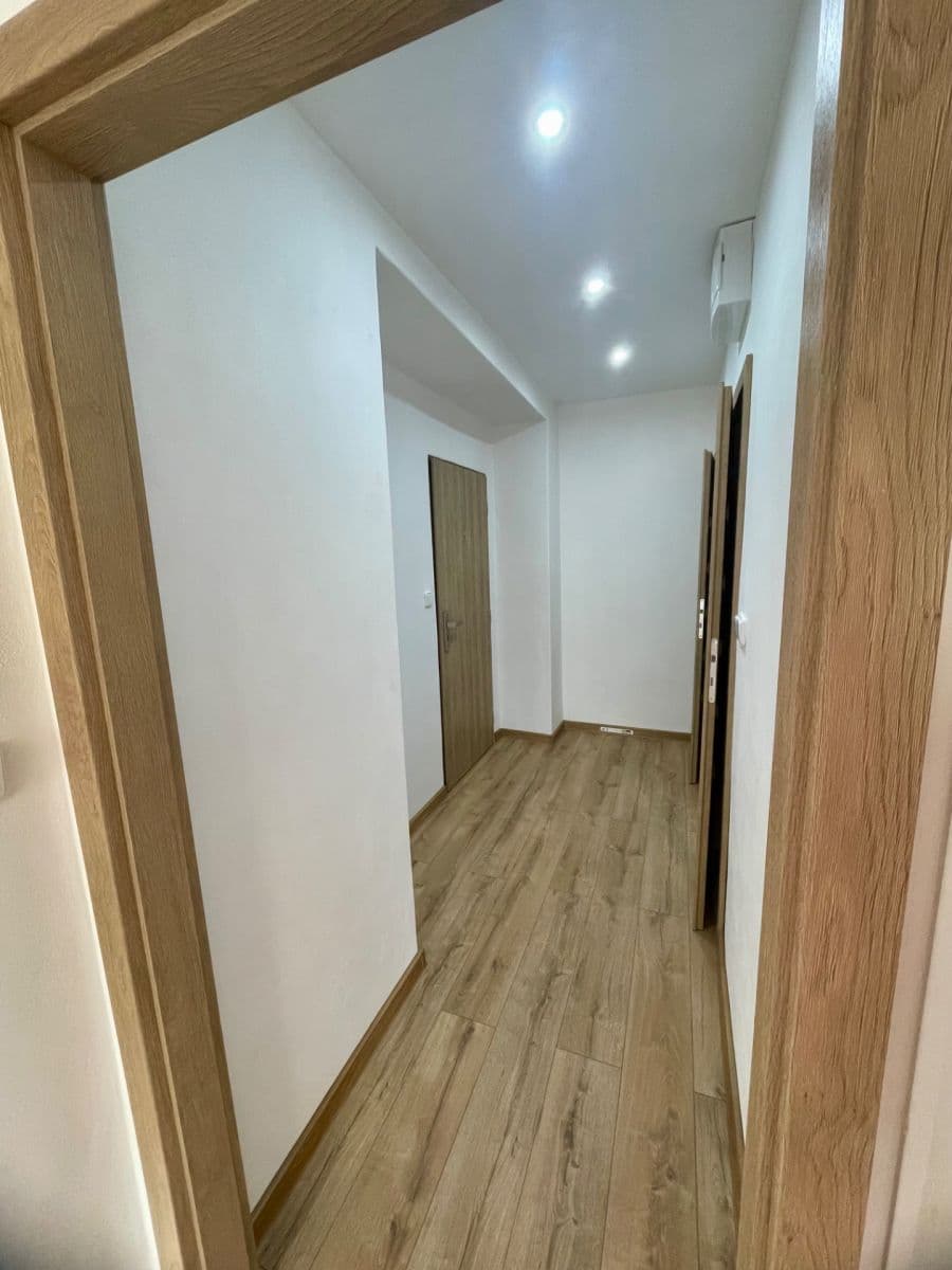 Prenájom bytu 2-izbový 46 m², Matuškova, Havířov, Moravskoslezský kraj Prenájom bytu 2-izbový 46 m², Matuškova, Havířov, Moravskoslezský kraj