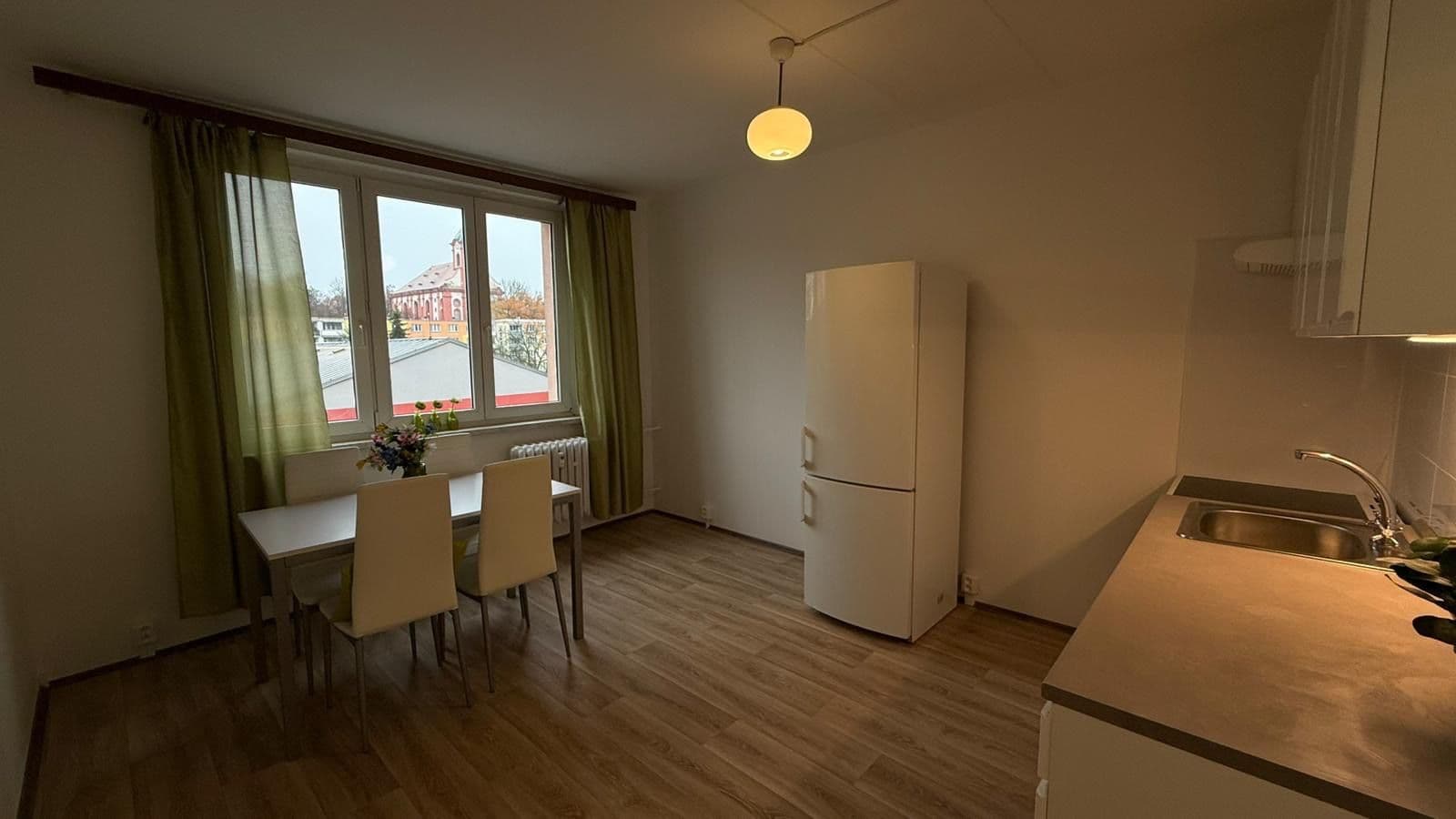 Prenájom bytu 1-izbový 35 m², Palackého, Chodov, Karlovarský kraj Prenájom bytu 1-izbový 35 m², Palackého, Chodov, Karlovarský kraj