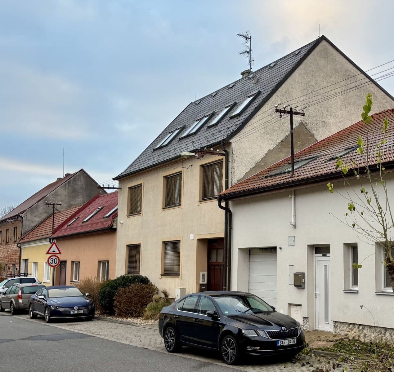 Predaj domu 250 m², pozemek 420 m², Rastislavova, Staré Město, Zlínský kraj Predaj domu 250 m², pozemek 420 m², Rastislavova, Staré Město, Zlínský kraj