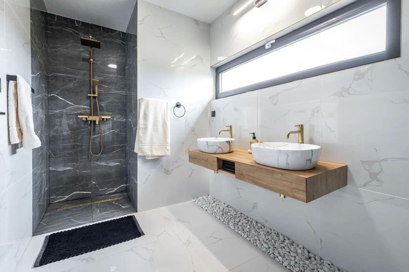 Predaj domu 205 m², pozemek 628 m², Haniska, Košický kraj Predaj domu 205 m², pozemek 628 m², Haniska, Košický kraj