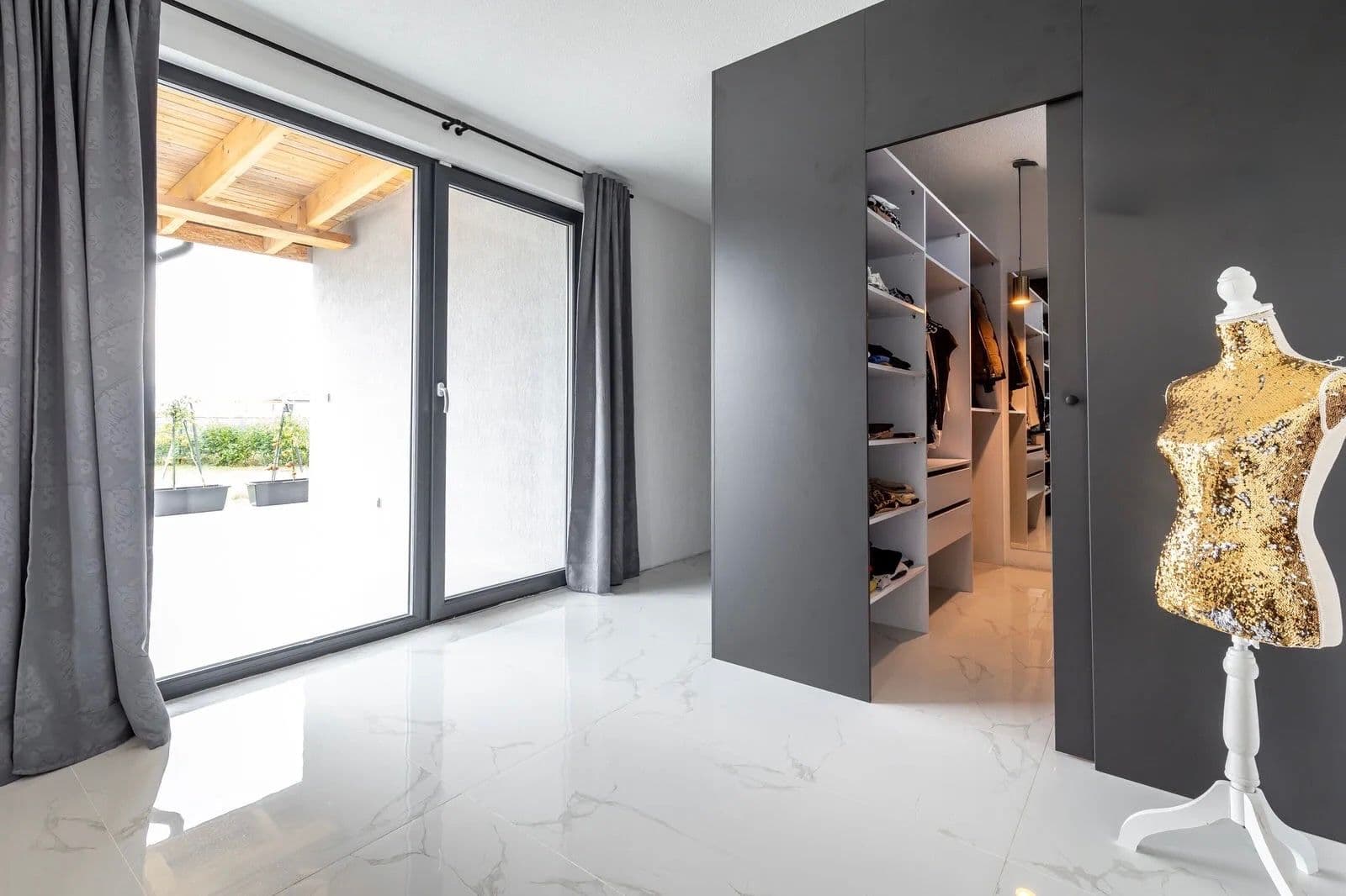 Predaj domu 205 m², pozemek 628 m², Haniska, Košický kraj Predaj domu 205 m², pozemek 628 m², Haniska, Košický kraj