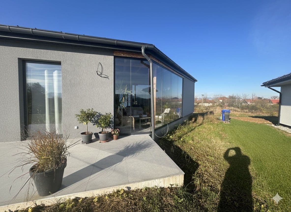 Predaj domu 205 m², pozemek 628 m², Haniska, Košický kraj Predaj domu 205 m², pozemek 628 m², Haniska, Košický kraj