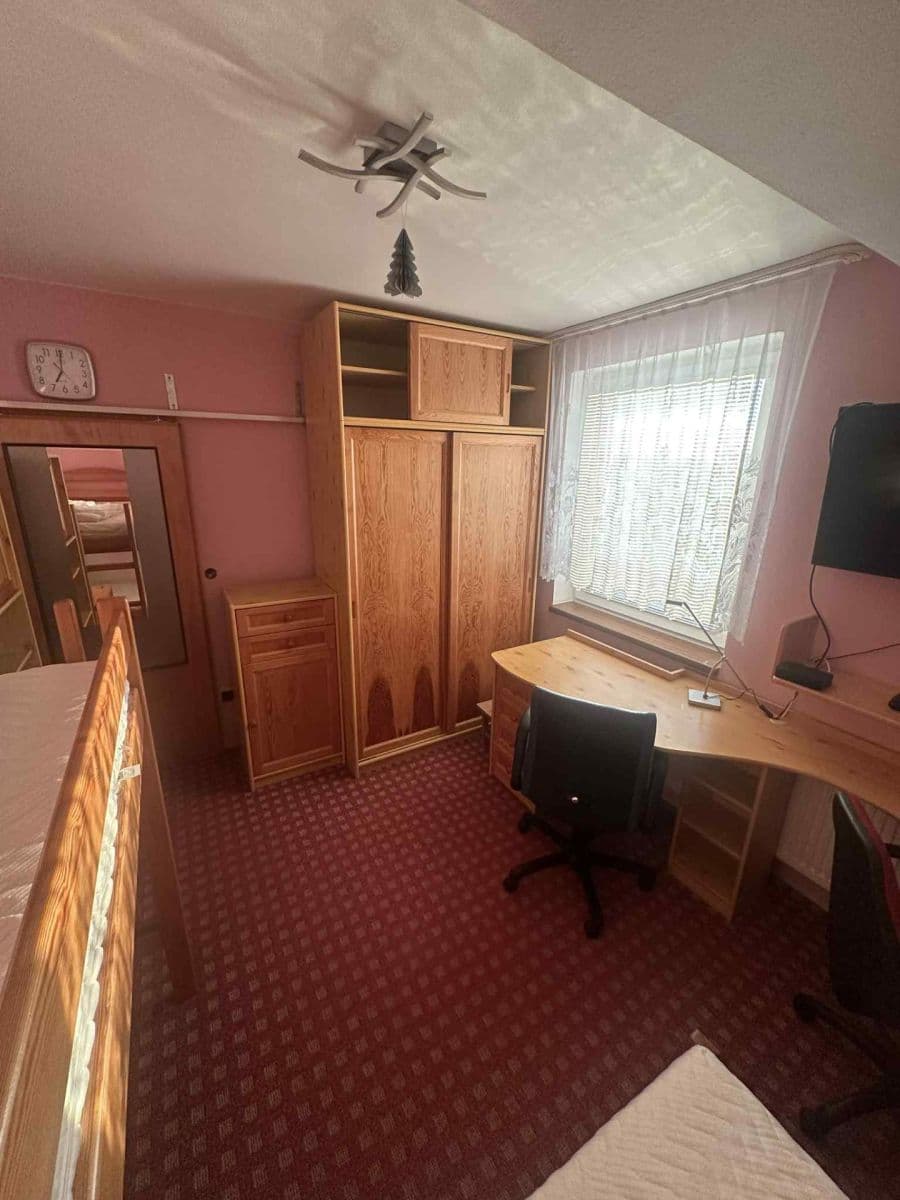 Prenájom bytu 3-izbový 78 m², Družstevní, Hrádek, Plzeňský kraj Prenájom bytu 3-izbový 78 m², Družstevní, Hrádek, Plzeňský kraj