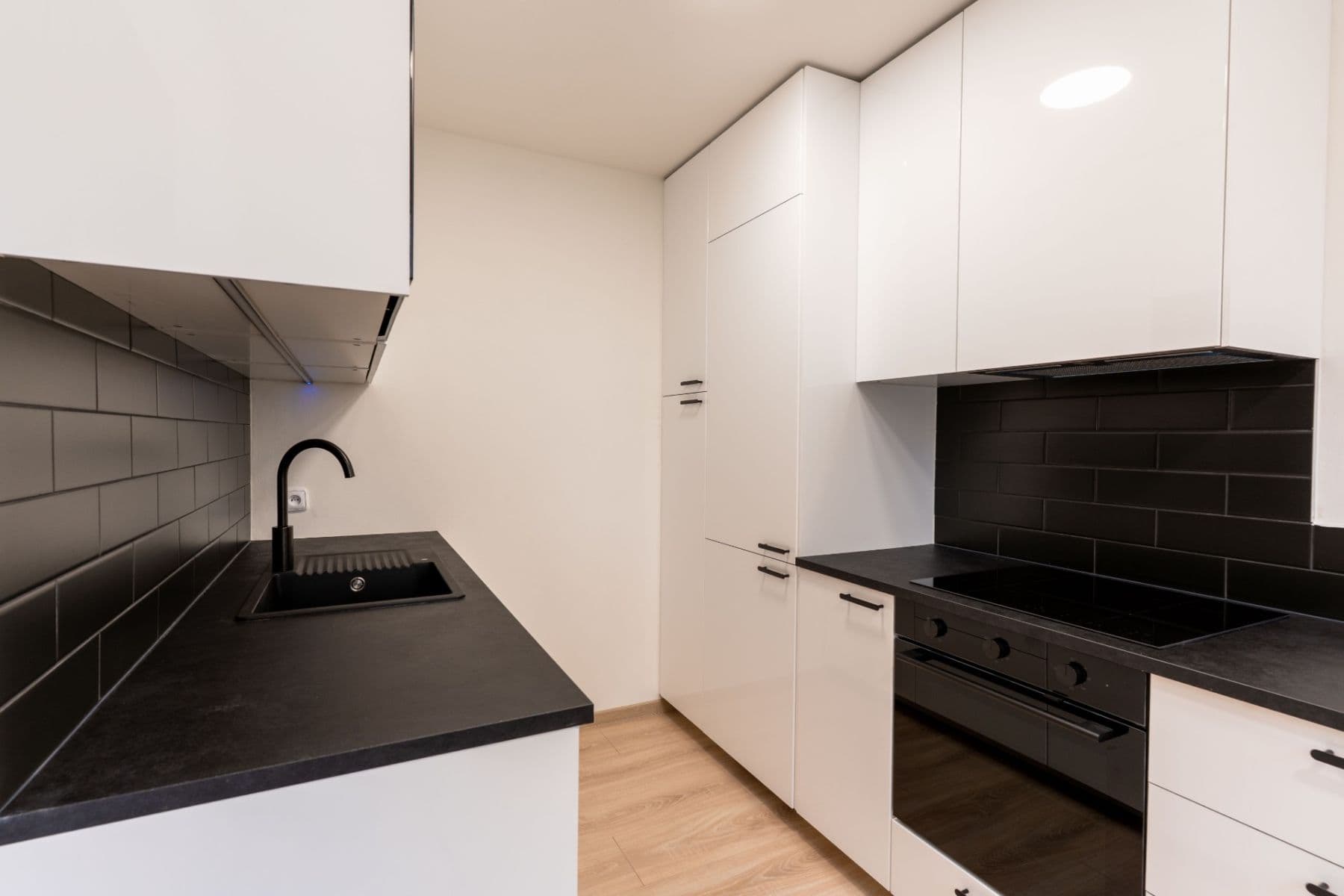 Predaj bytu 3-izbový 77 m², Hekrova, Praha, Praha Predaj bytu 3-izbový 77 m², Hekrova, Praha, Praha
