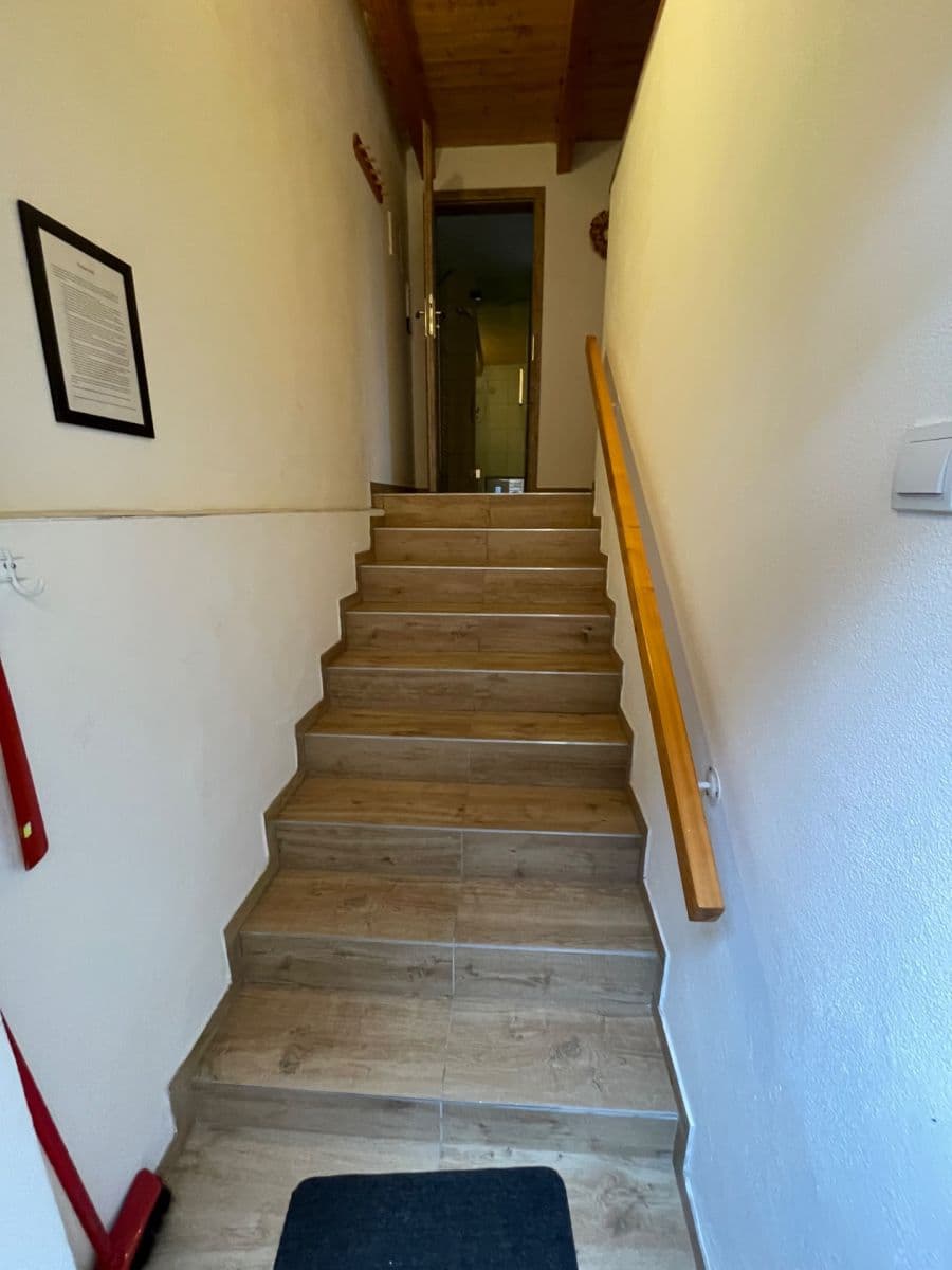 Predaj rekreačného objektu 117 m², pozemek 89 m², Jevišovka, Jihomoravský kraj Predaj rekreačného objektu 117 m², pozemek 89 m², Jevišovka, Jihomoravský kraj