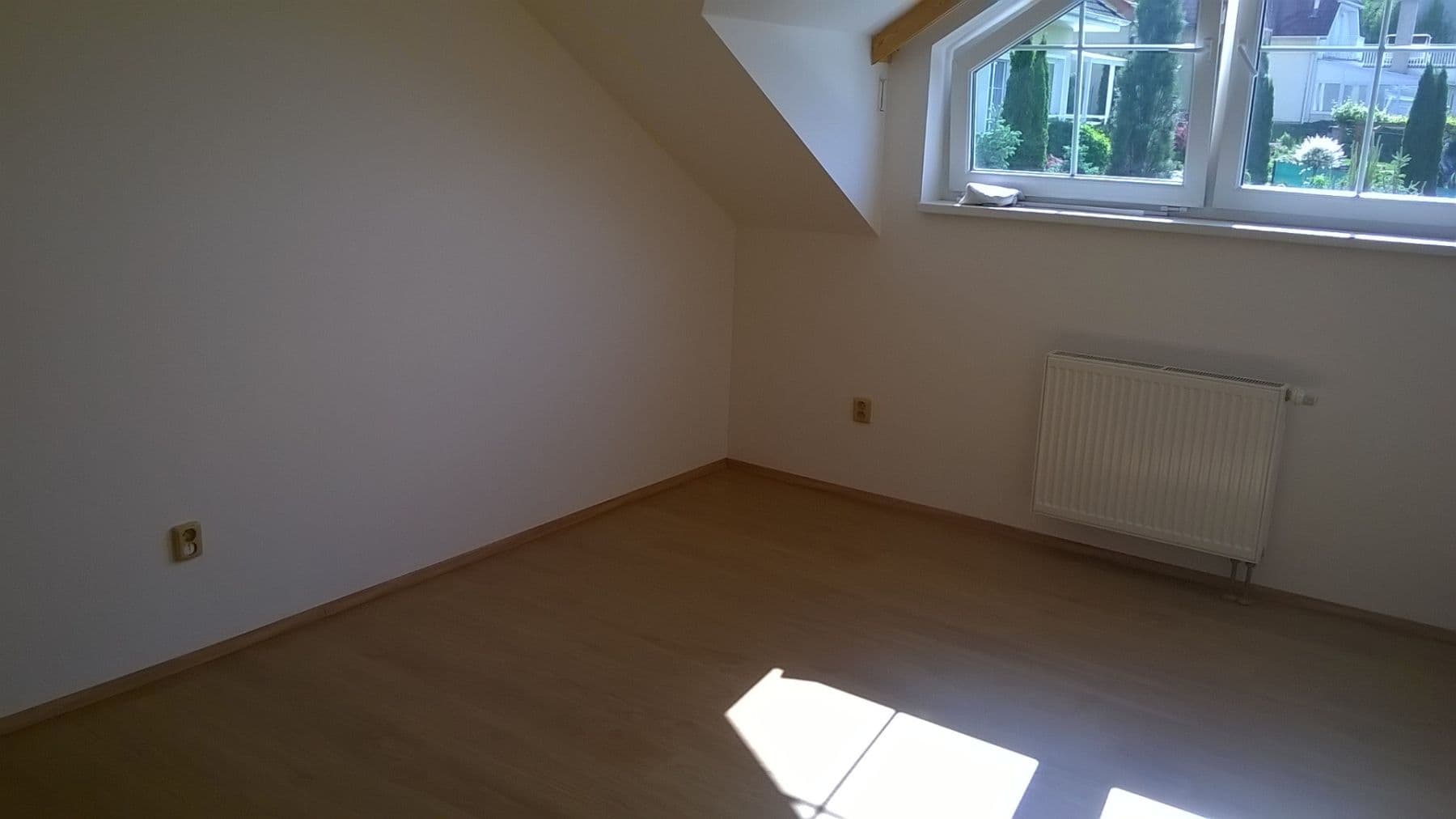 Prenájom domu 130 m², pozemek 400 m², Velemínská, Praha, Praha Prenájom domu 130 m², pozemek 400 m², Velemínská, Praha, Praha