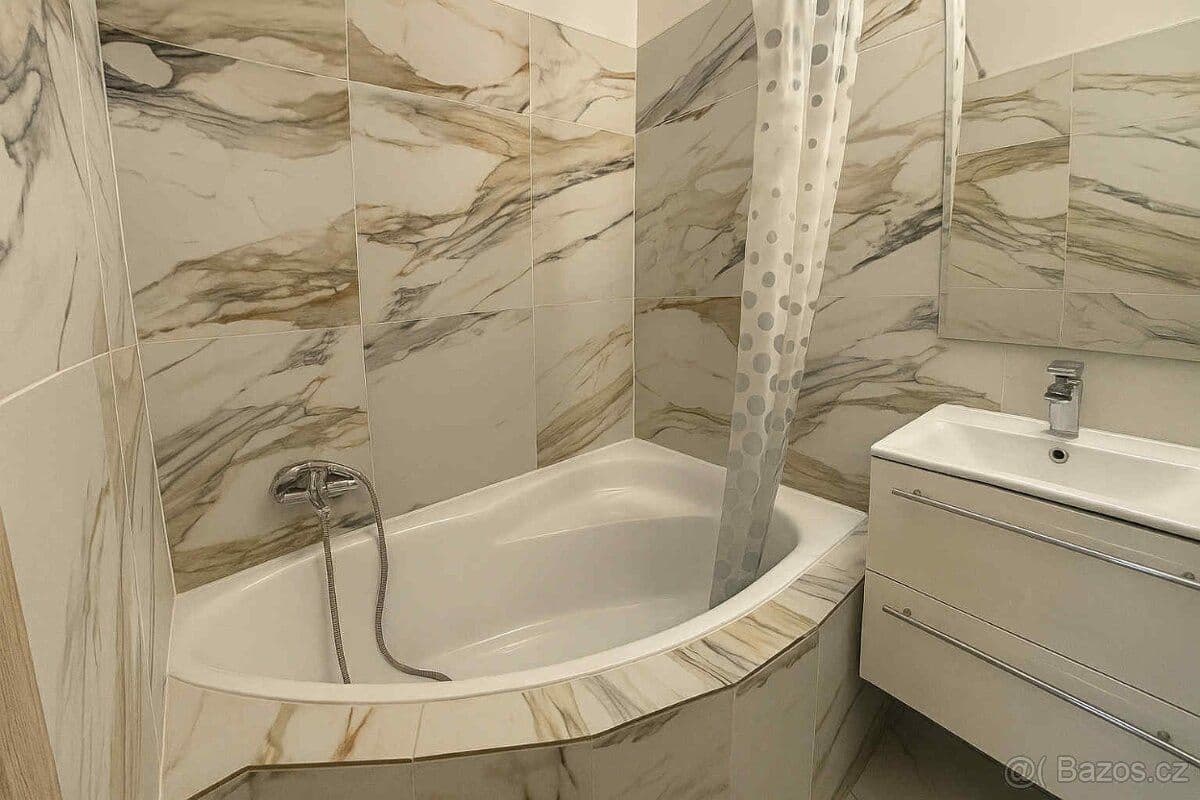 Predaj bytu 2-izbový 51 m², Sokolská, Doksy, Liberecký kraj Predaj bytu 2-izbový 51 m², Sokolská, Doksy, Liberecký kraj