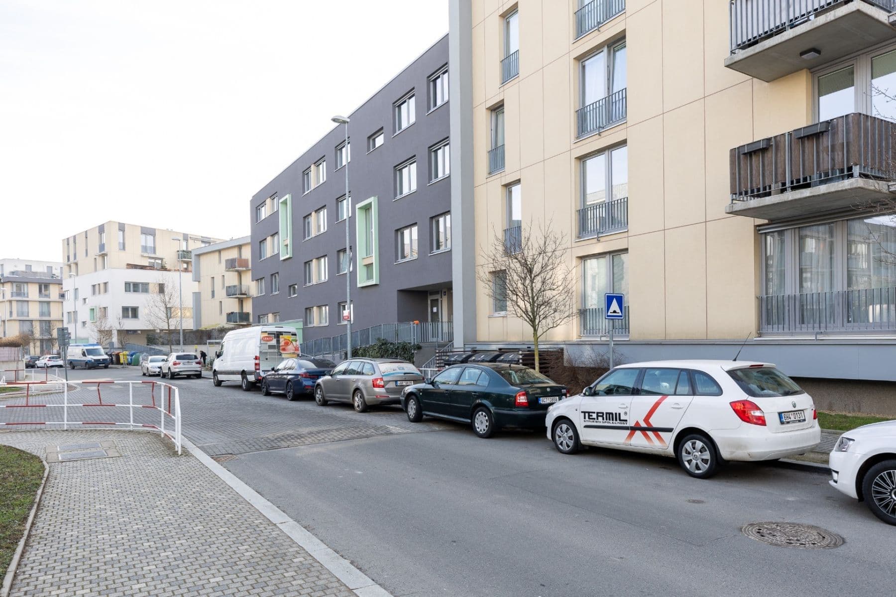 Prenájom bytu 1-izbový 48 m², Olgy Havlové, Praha, Praha Prenájom bytu 1-izbový 48 m², Olgy Havlové, Praha, Praha