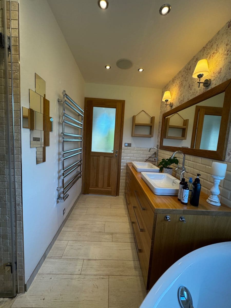 Predaj domu 228 m², pozemek 600 m², Vřesová, Ohrobec, Středočeský kraj Predaj domu 228 m², pozemek 600 m², Vřesová, Ohrobec, Středočeský kraj