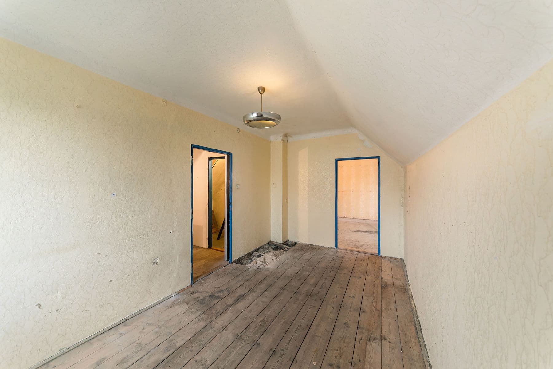 Predaj domu 149 m², pozemek 424 m², Rožnovská, Praha, Praha Predaj domu 149 m², pozemek 424 m², Rožnovská, Praha, Praha