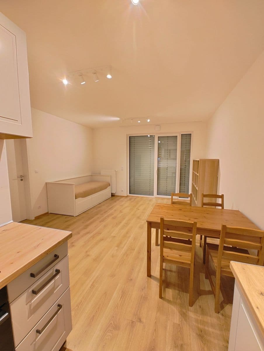 Prenájom bytu 2-izbový 49 m², Bohumila Landy, Kladno, Středočeský kraj Prenájom bytu 2-izbový 49 m², Bohumila Landy, Kladno, Středočeský kraj