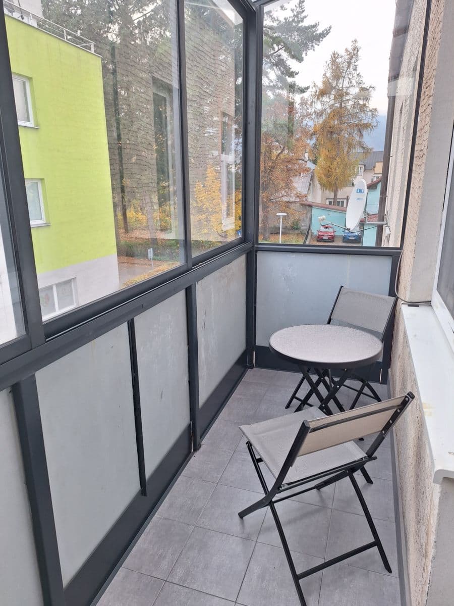 Prenájom bytu 3-izbový 72 m², V. P. Tótha, Martin, Žilinský kraj Prenájom bytu 3-izbový 72 m², V. P. Tótha, Martin, Žilinský kraj