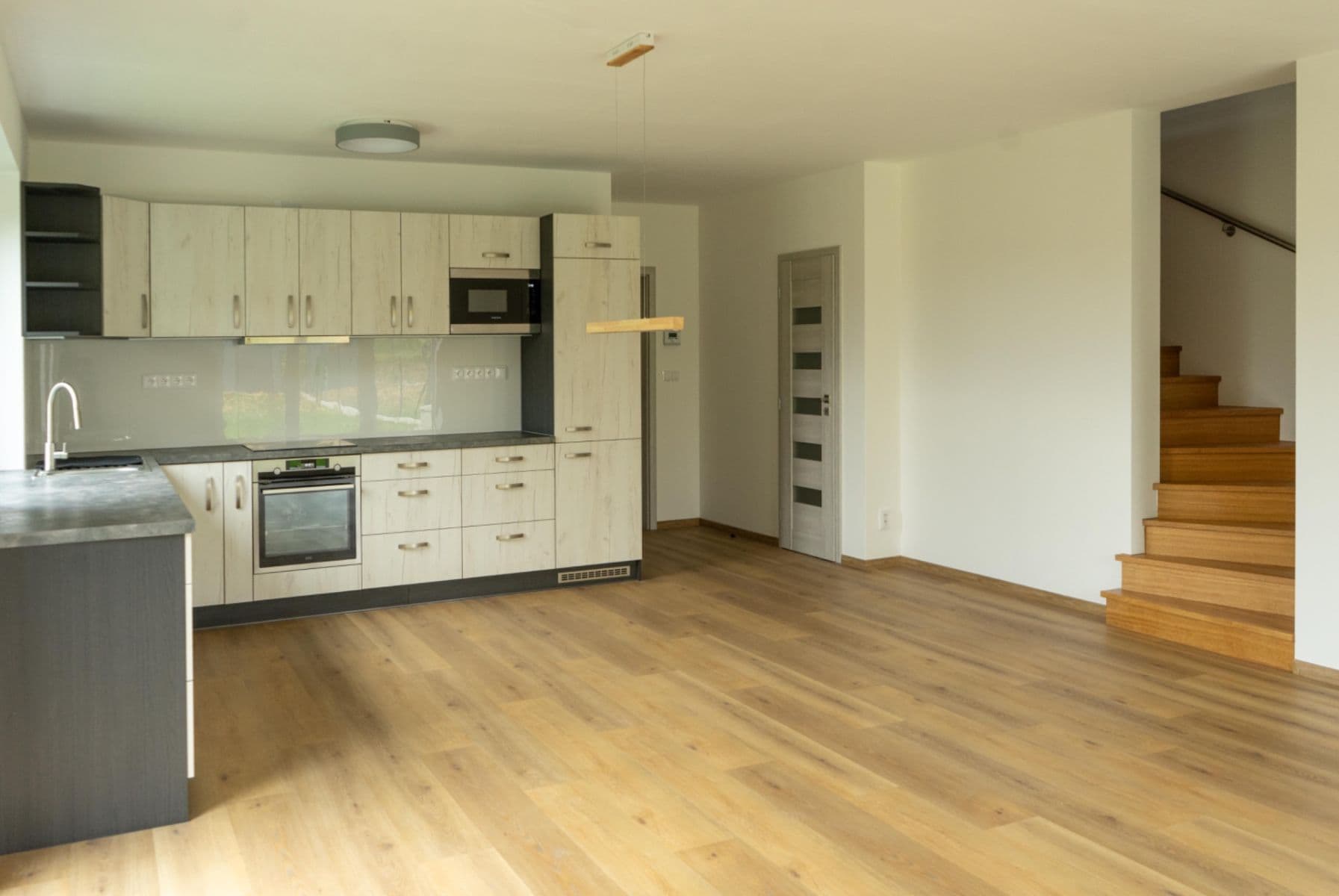 Prenájom domu 143 m², pozemek 539 m², Sázavská, Nespeky, Středočeský kraj Prenájom domu 143 m², pozemek 539 m², Sázavská, Nespeky, Středočeský kraj