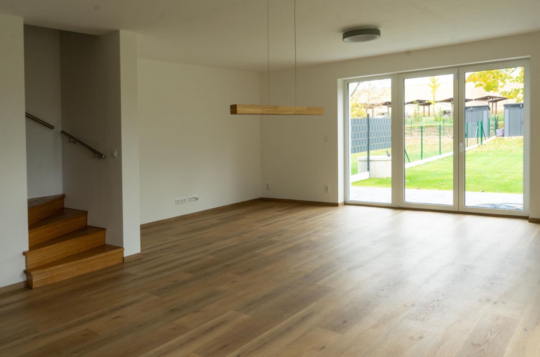 Prenájom domu 143 m², pozemek 539 m², Sázavská, Nespeky, Středočeský kraj Prenájom domu 143 m², pozemek 539 m², Sázavská, Nespeky, Středočeský kraj