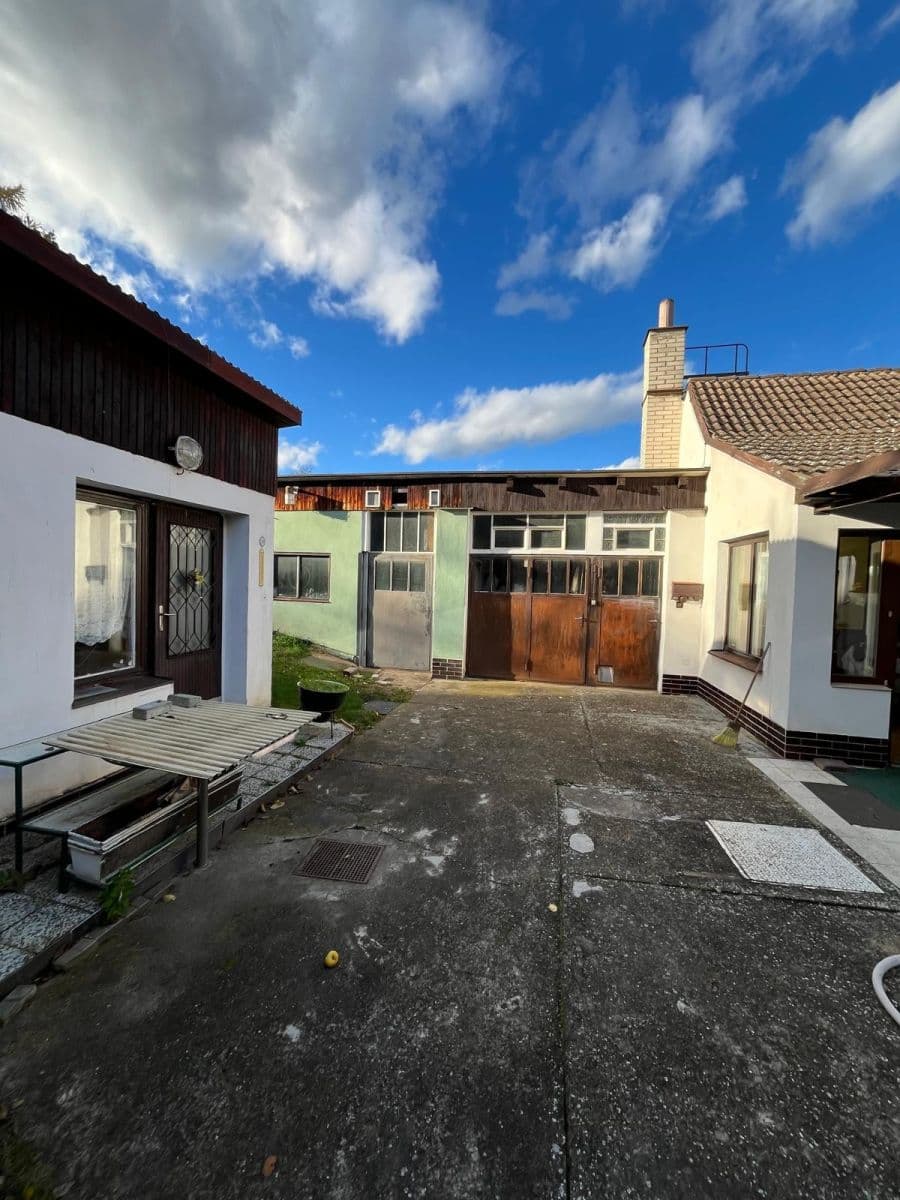 Predaj domu 130 m², pozemek 2.506 m², Oleksovice, Jihomoravský kraj Predaj domu 130 m², pozemek 2.506 m², Oleksovice, Jihomoravský kraj