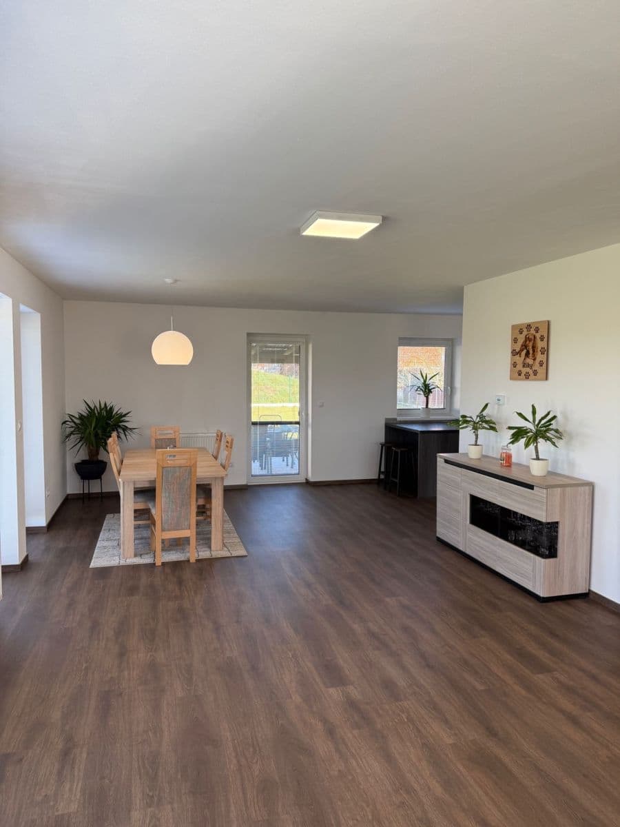 Predaj domu 142 m², pozemok 731 m², Vaňkovská, Stráž nad Nežárkou, Jihočeský kraj Predaj domu 142 m², pozemok 731 m², Vaňkovská, Stráž nad Nežárkou, Jihočeský kraj