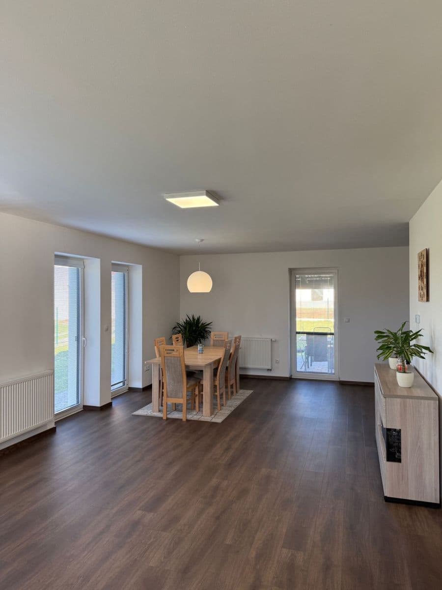 Predaj domu 142 m², pozemok 731 m², Vaňkovská, Stráž nad Nežárkou, Jihočeský kraj Predaj domu 142 m², pozemok 731 m², Vaňkovská, Stráž nad Nežárkou, Jihočeský kraj