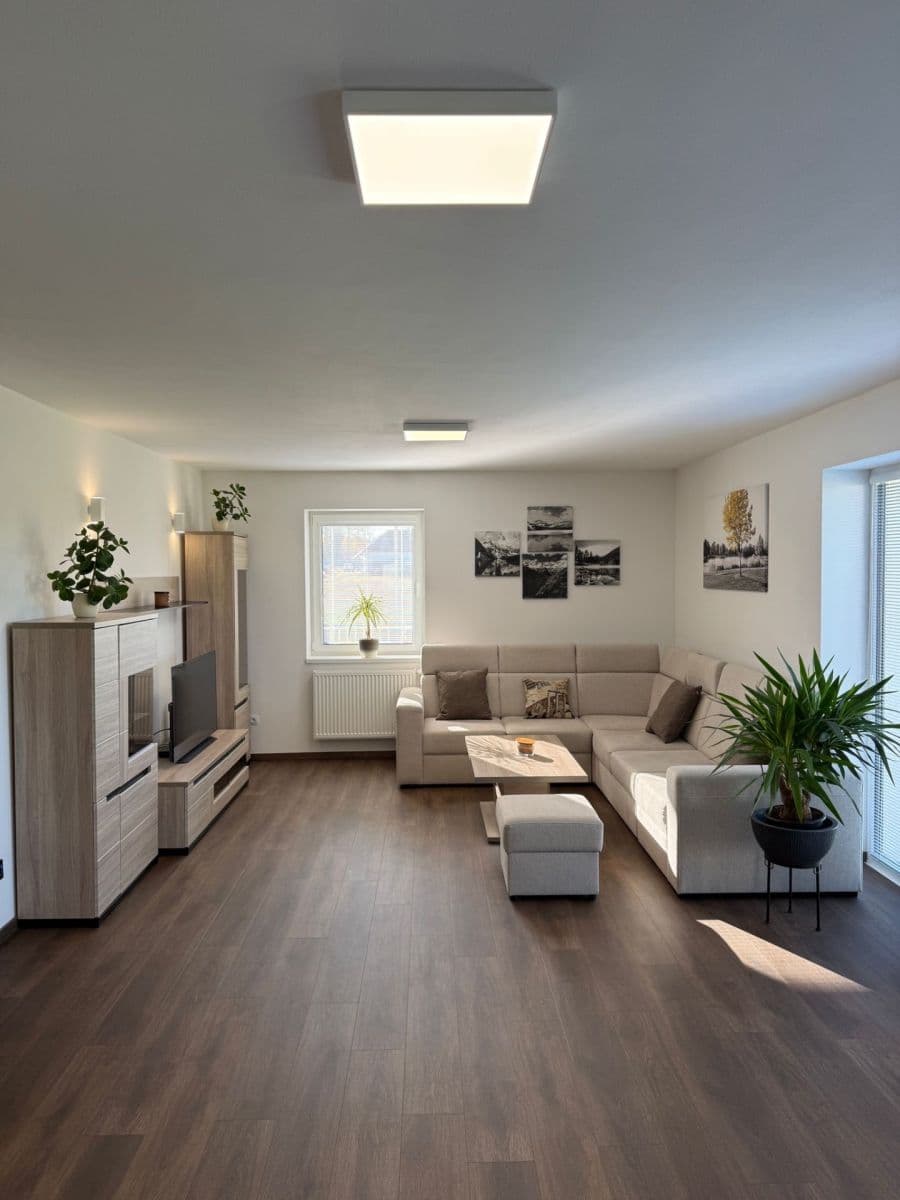 Predaj domu 142 m², pozemok 731 m², Vaňkovská, Stráž nad Nežárkou, Jihočeský kraj Predaj domu 142 m², pozemok 731 m², Vaňkovská, Stráž nad Nežárkou, Jihočeský kraj
