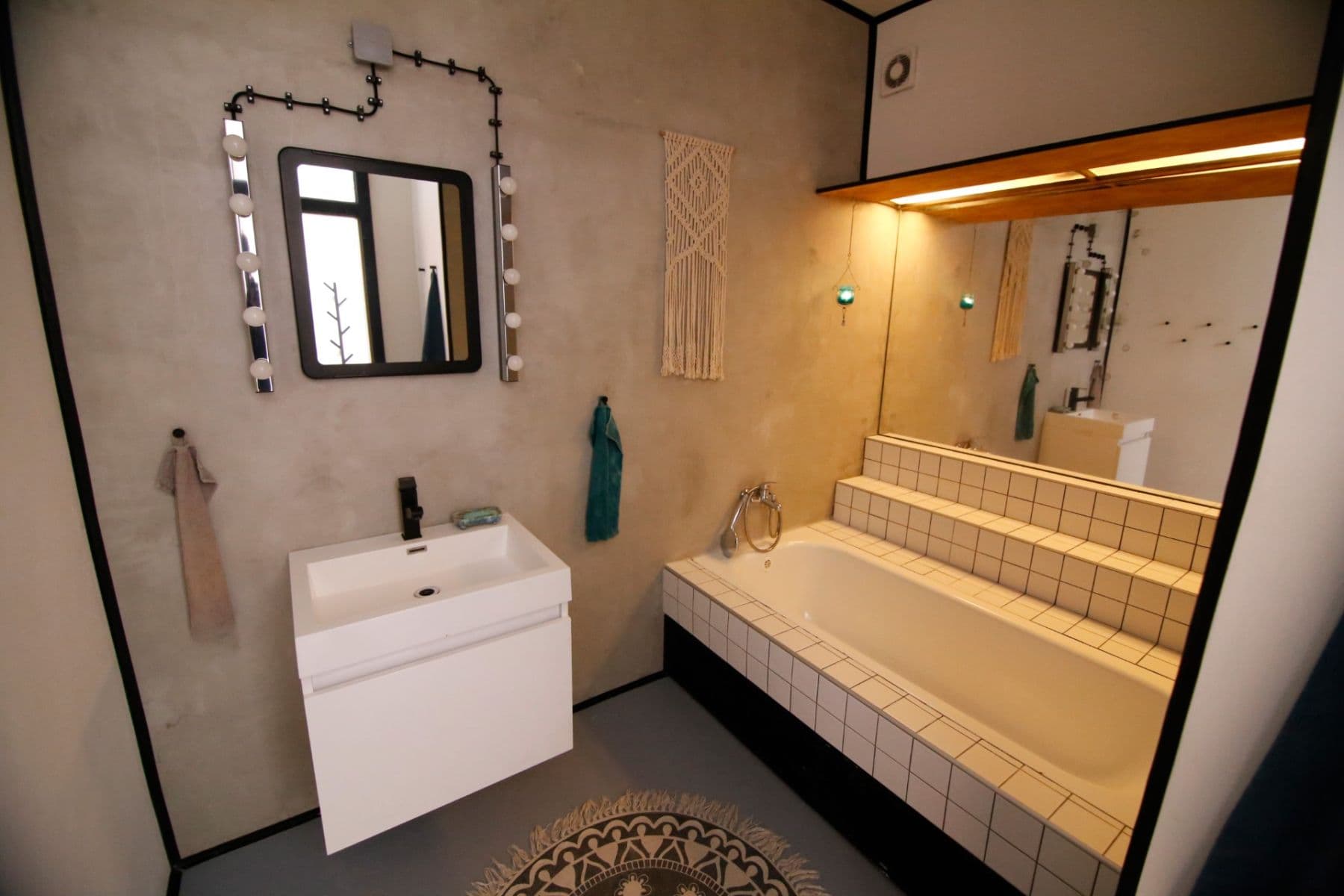 Prenájom bytu 3-izbový 136 m², Na Kazance, Praha, Praha Prenájom bytu 3-izbový 136 m², Na Kazance, Praha, Praha