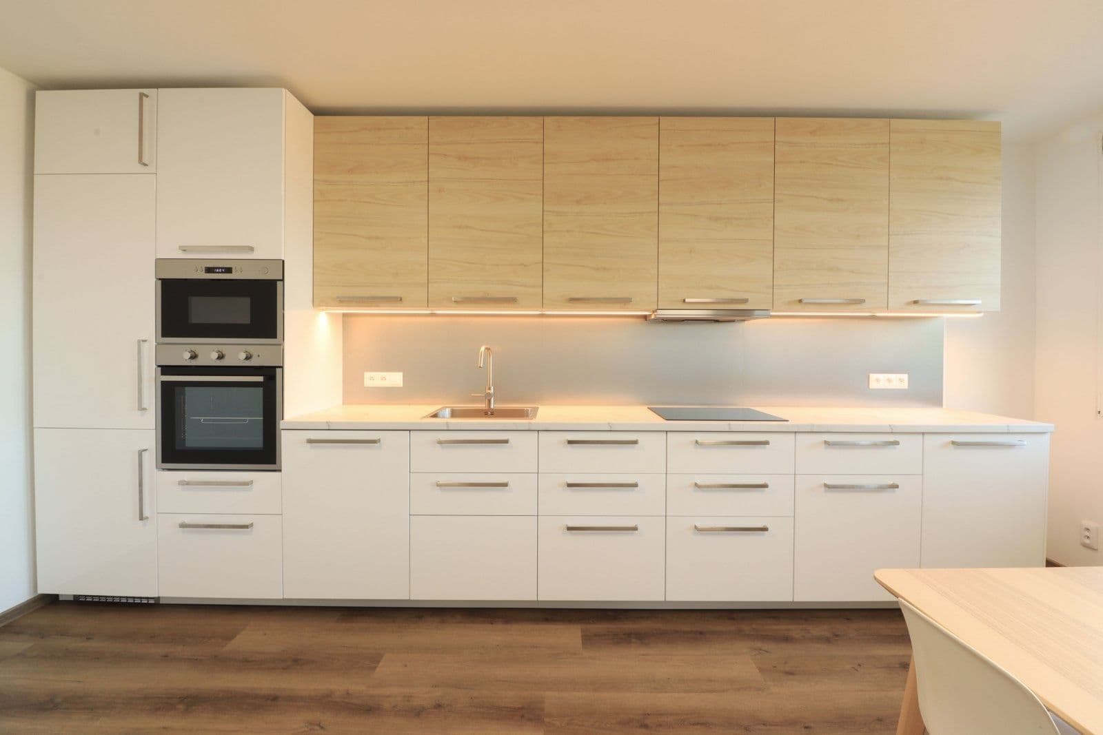 Prenájom bytu 3-izbový 78 m², Ohradní, Praha, Praha Prenájom bytu 3-izbový 78 m², Ohradní, Praha, Praha