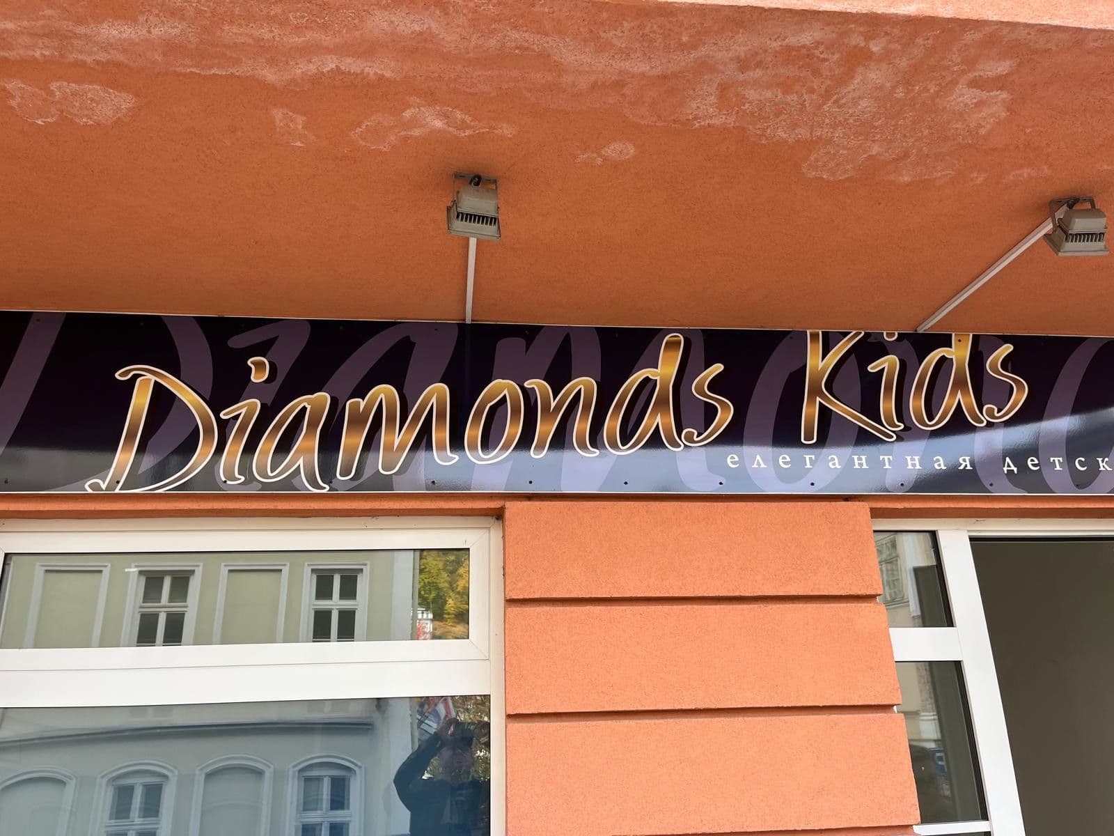 Predaj bytu 3-izbový 301 m², Zámecký vrch, Karlovy Vary, Karlovarský kraj Predaj bytu 3-izbový 301 m², Zámecký vrch, Karlovy Vary, Karlovarský kraj