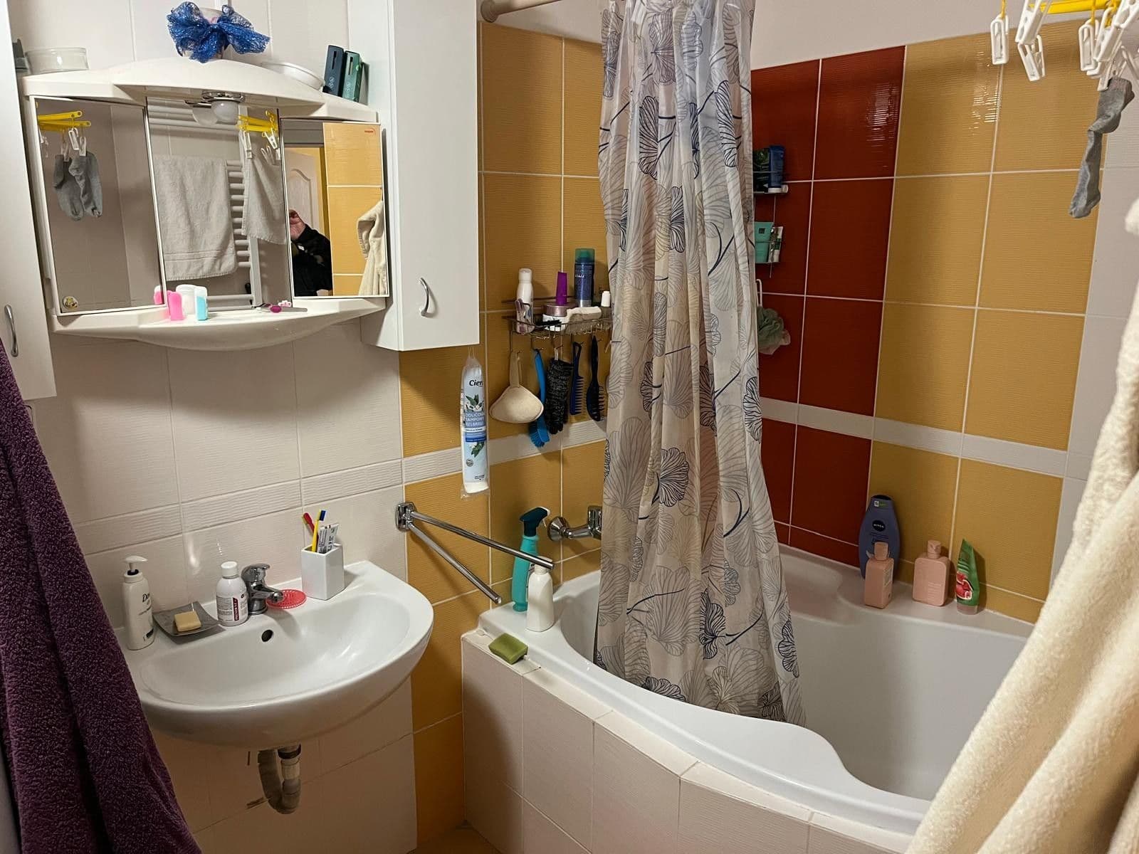 Predaj bytu 3-izbový 301 m², Zámecký vrch, Karlovy Vary, Karlovarský kraj Predaj bytu 3-izbový 301 m², Zámecký vrch, Karlovy Vary, Karlovarský kraj