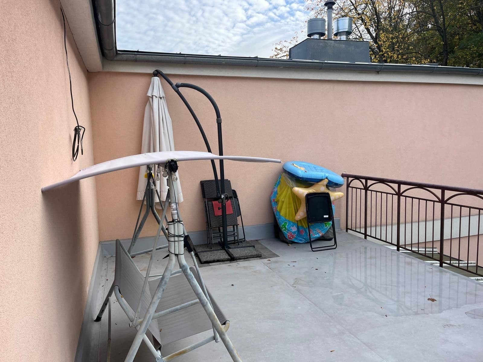 Predaj bytu 3-izbový 301 m², Zámecký vrch, Karlovy Vary, Karlovarský kraj Predaj bytu 3-izbový 301 m², Zámecký vrch, Karlovy Vary, Karlovarský kraj